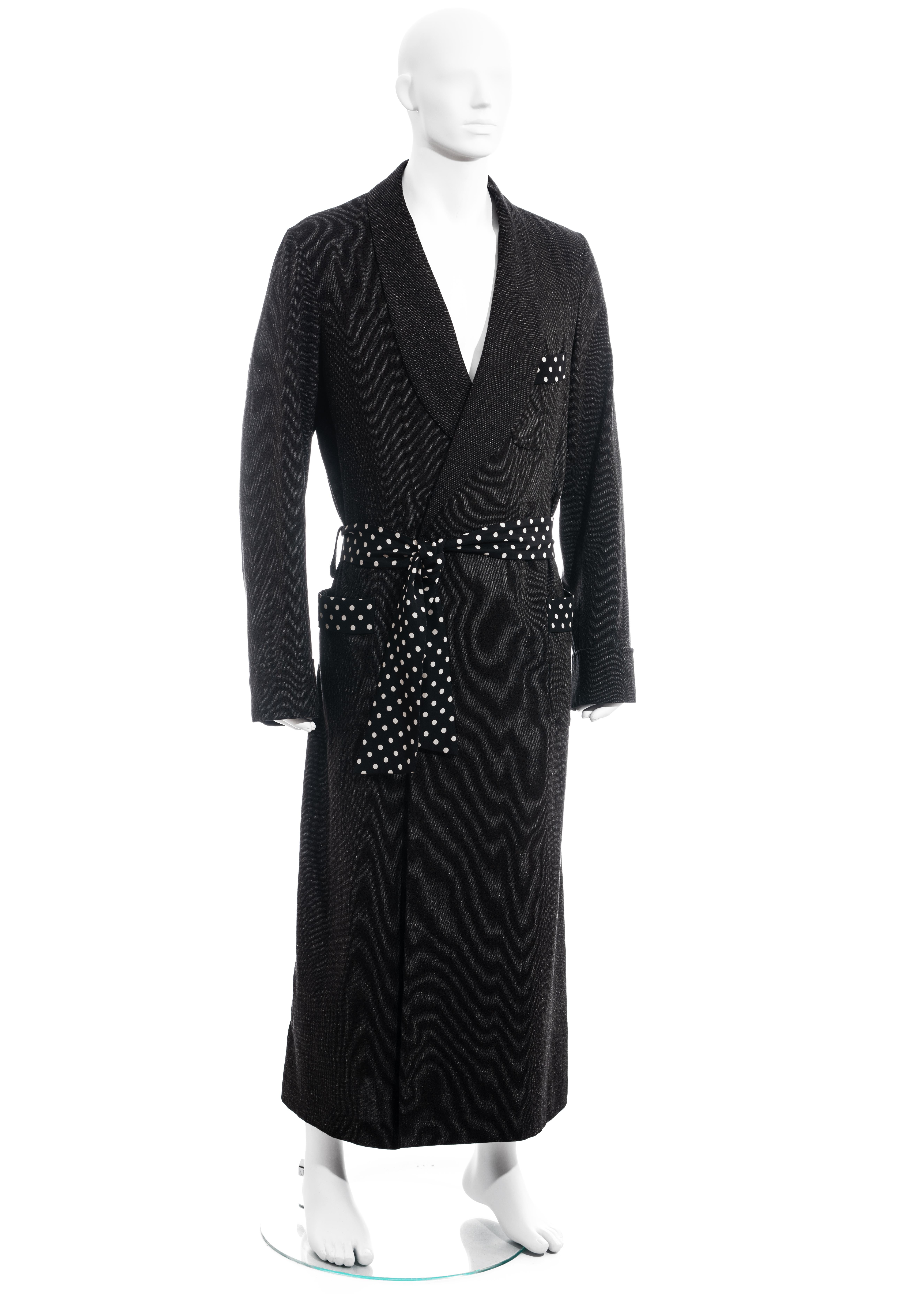 ▪ Yohji Yamamoto Pour Homme charcoal grey evening robe 
▪ 80% Wool, 20% Silk 
▪ Snap button closures 
▪ Polkadot belt and pockets 
▪ 100% Silk lining 
▪ JP 3 - Large
▪ Fall-Winter 2009