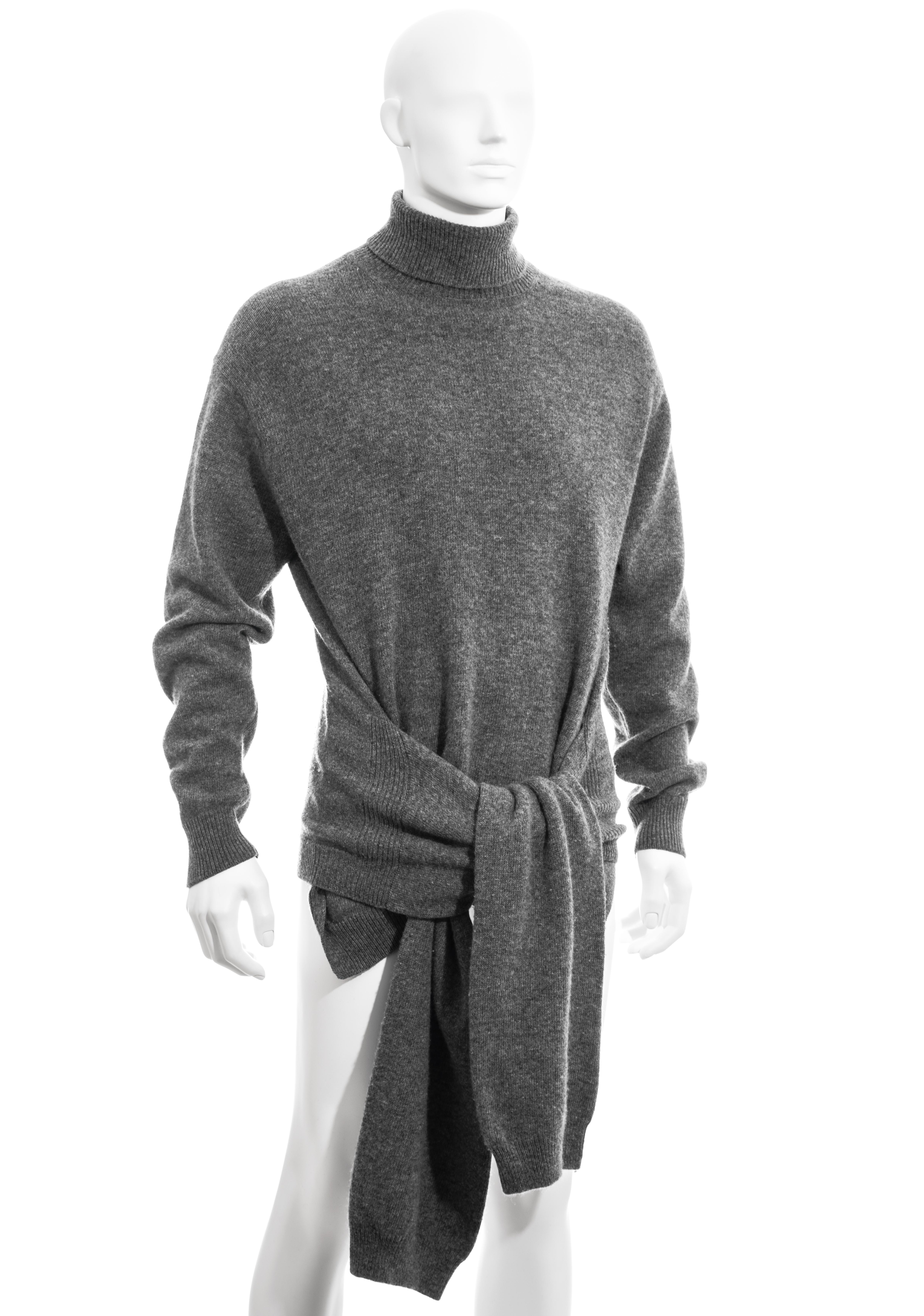 Herren Yohji Yamamoto Grauer Wollpullover mit vier Ärmeln und vier Ärmeln, H/W 1992 im Angebot 1