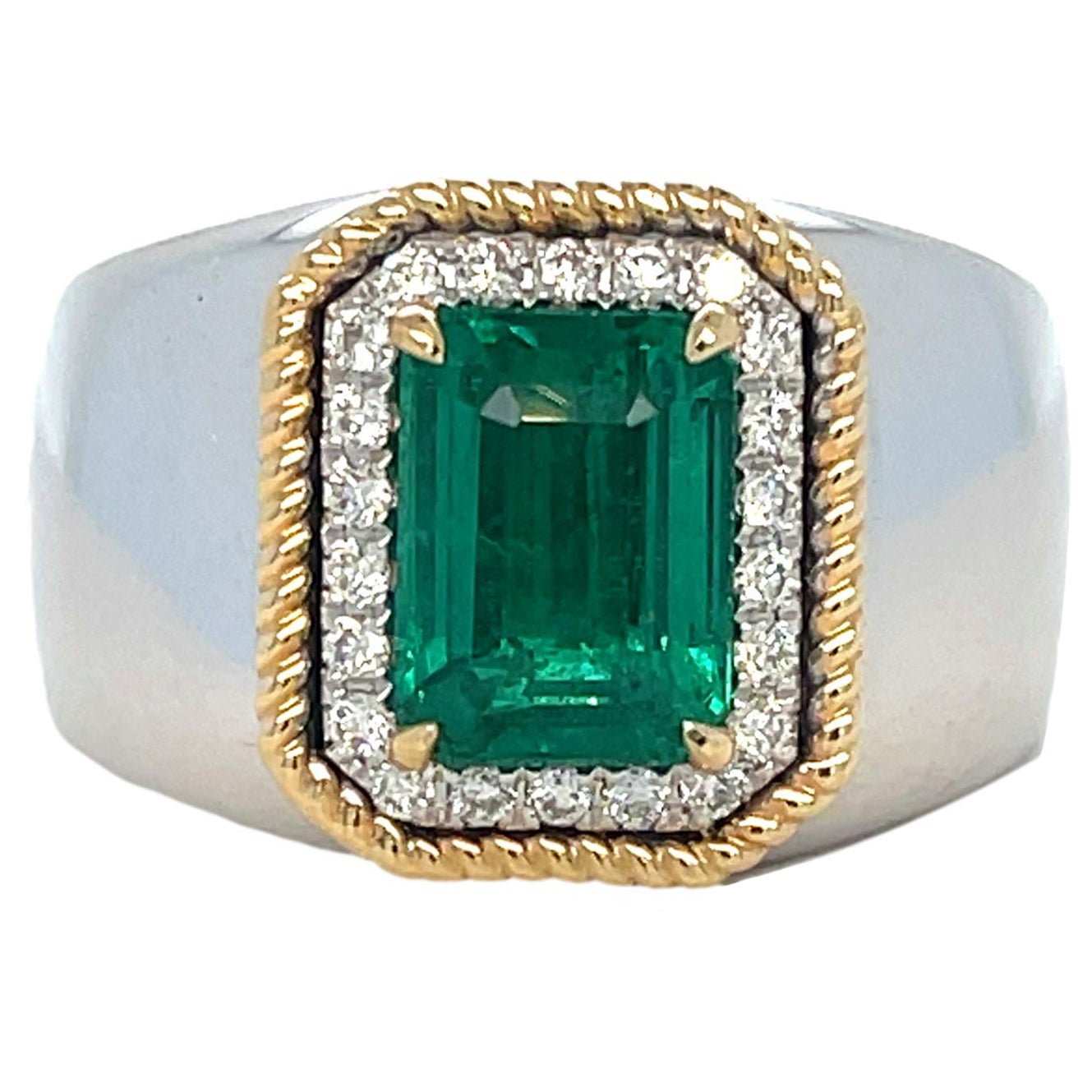 Bague pour homme en or 14KYW, émeraude zambienne et diamant, deux tons en vente