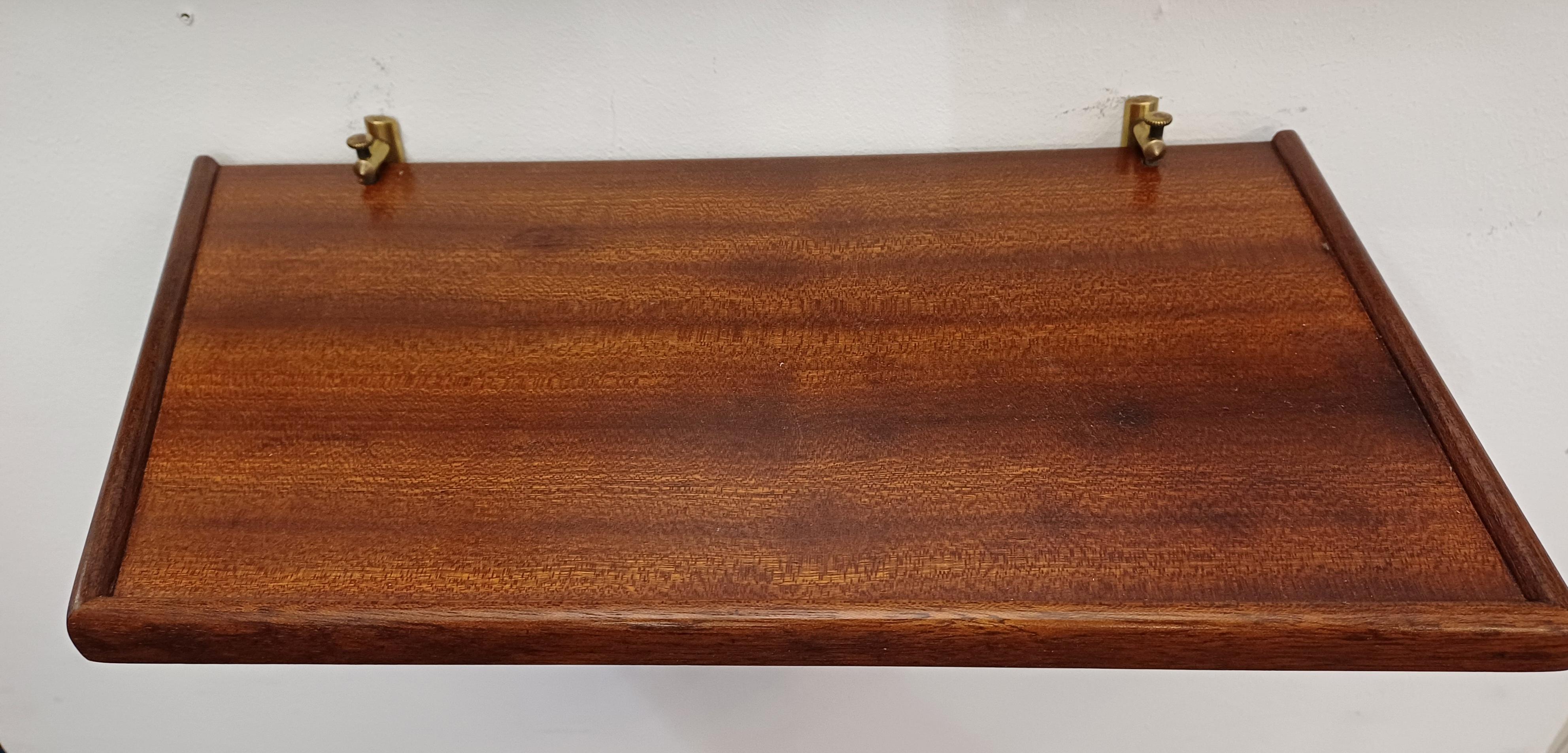 Late 20th Century 70s wall-mounted shelf/nightstand For Sale