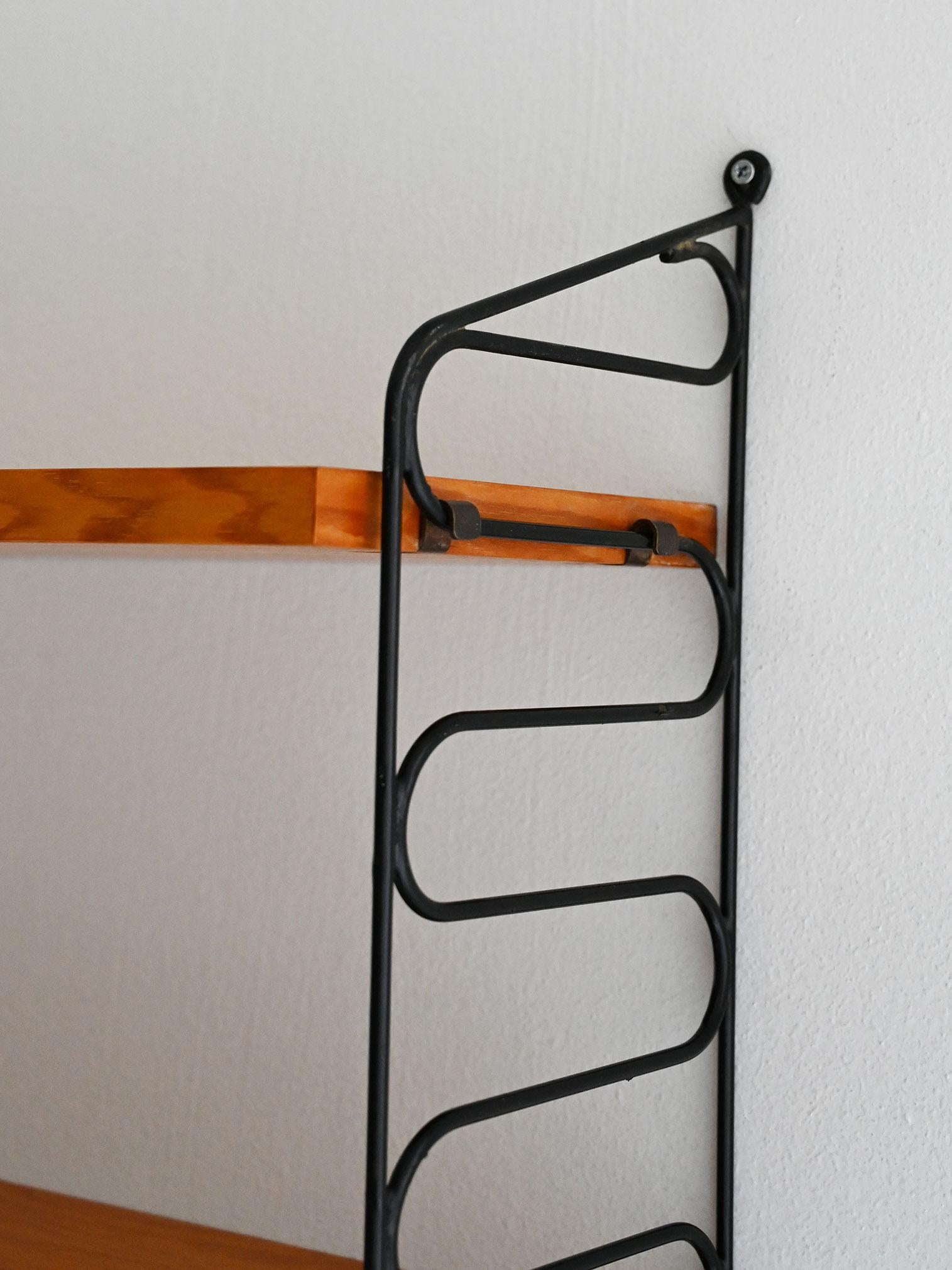 Mensola Hylla scandinava anni ’60 in teak Mid-20th Century en venta