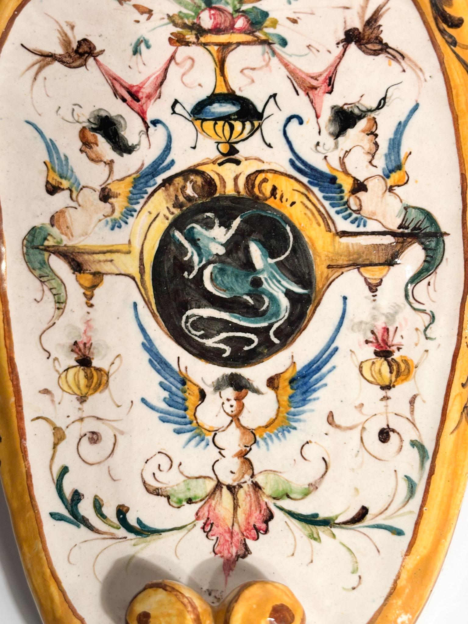 Mensola in Ceramica di Faenza Dipinta a Mano Primi Novecento in vendita 6