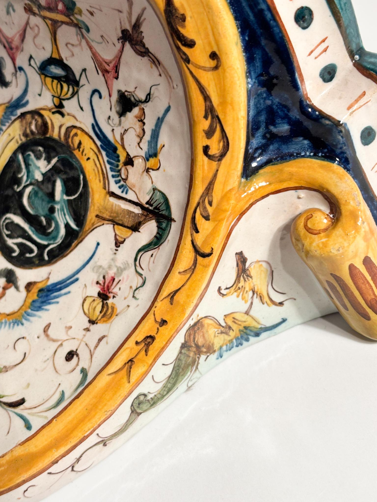 Mensola in Ceramica di Faenza Dipinta a Mano Primi Novecento in vendita 7