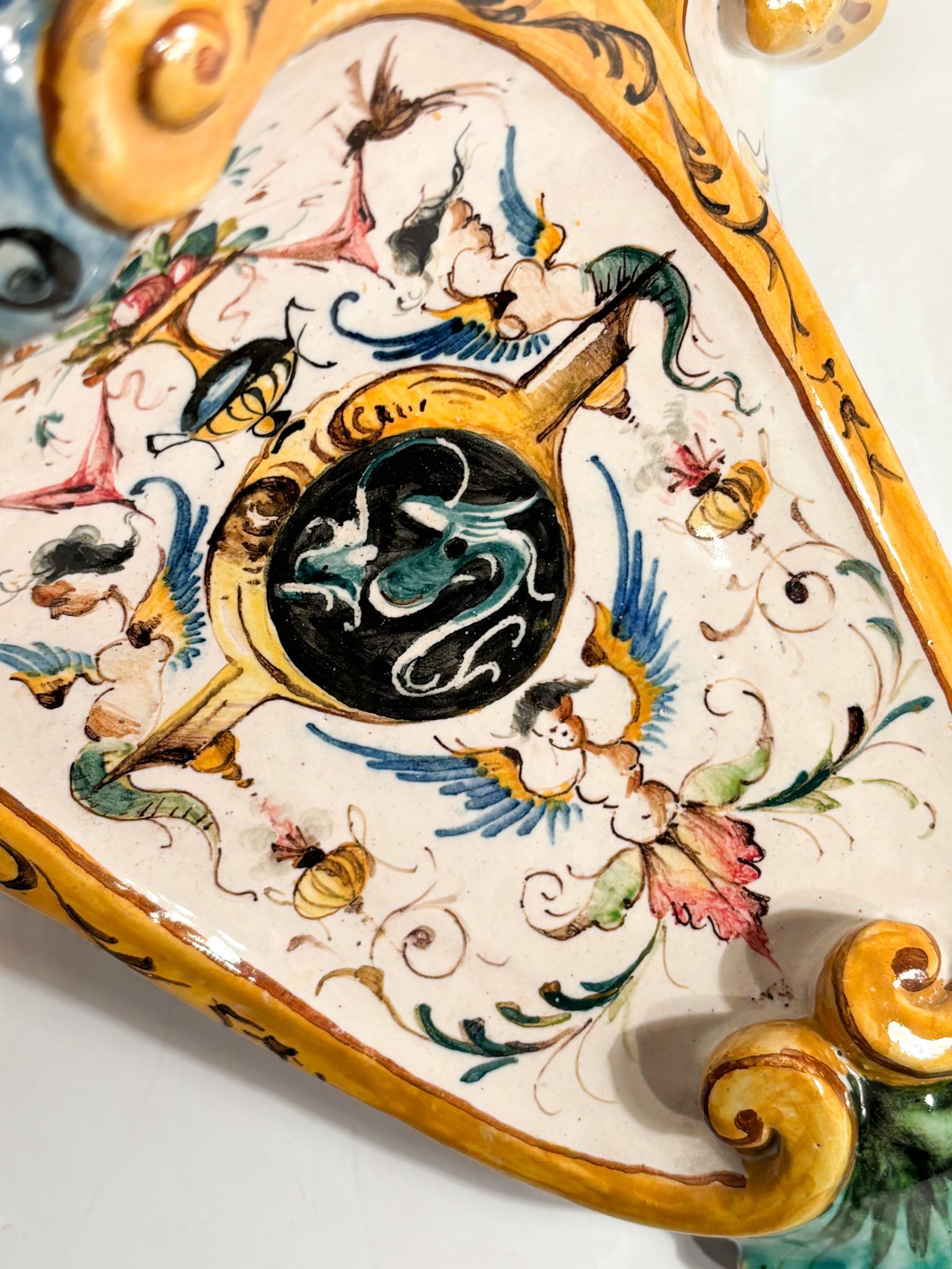 Mensola in Ceramica di Faenza Dipinta a Mano Primi Novecento in vendita 2