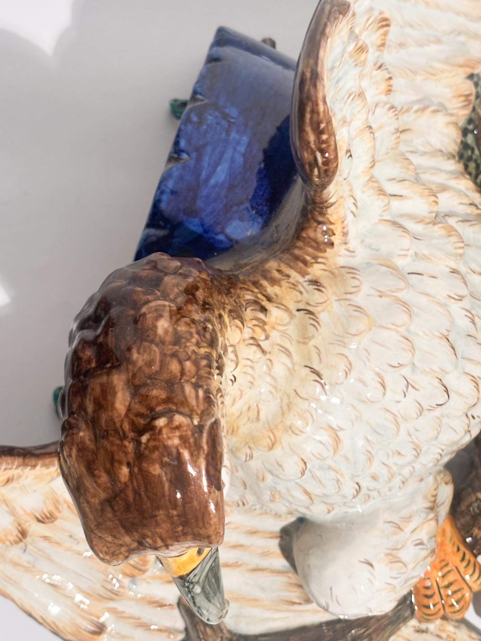Mensola Portafiori da Parete in Ceramica di Ginori - Doccia a Forma di Aquila in vendita 3