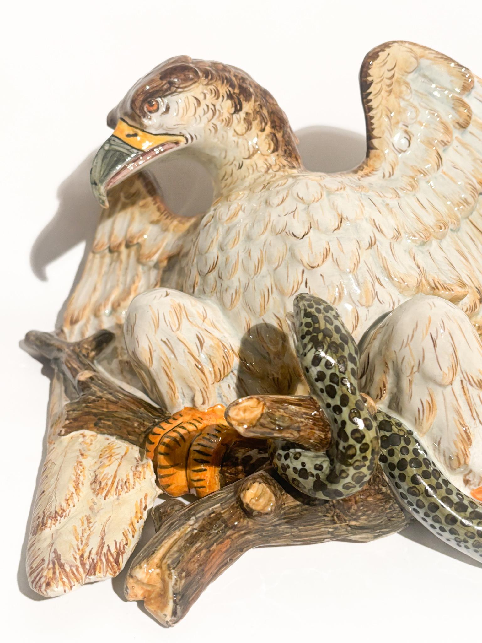 Romano classico Mensola Portafiori da Parete in Ceramica di Ginori - Doccia a Forma di Aquila in vendita