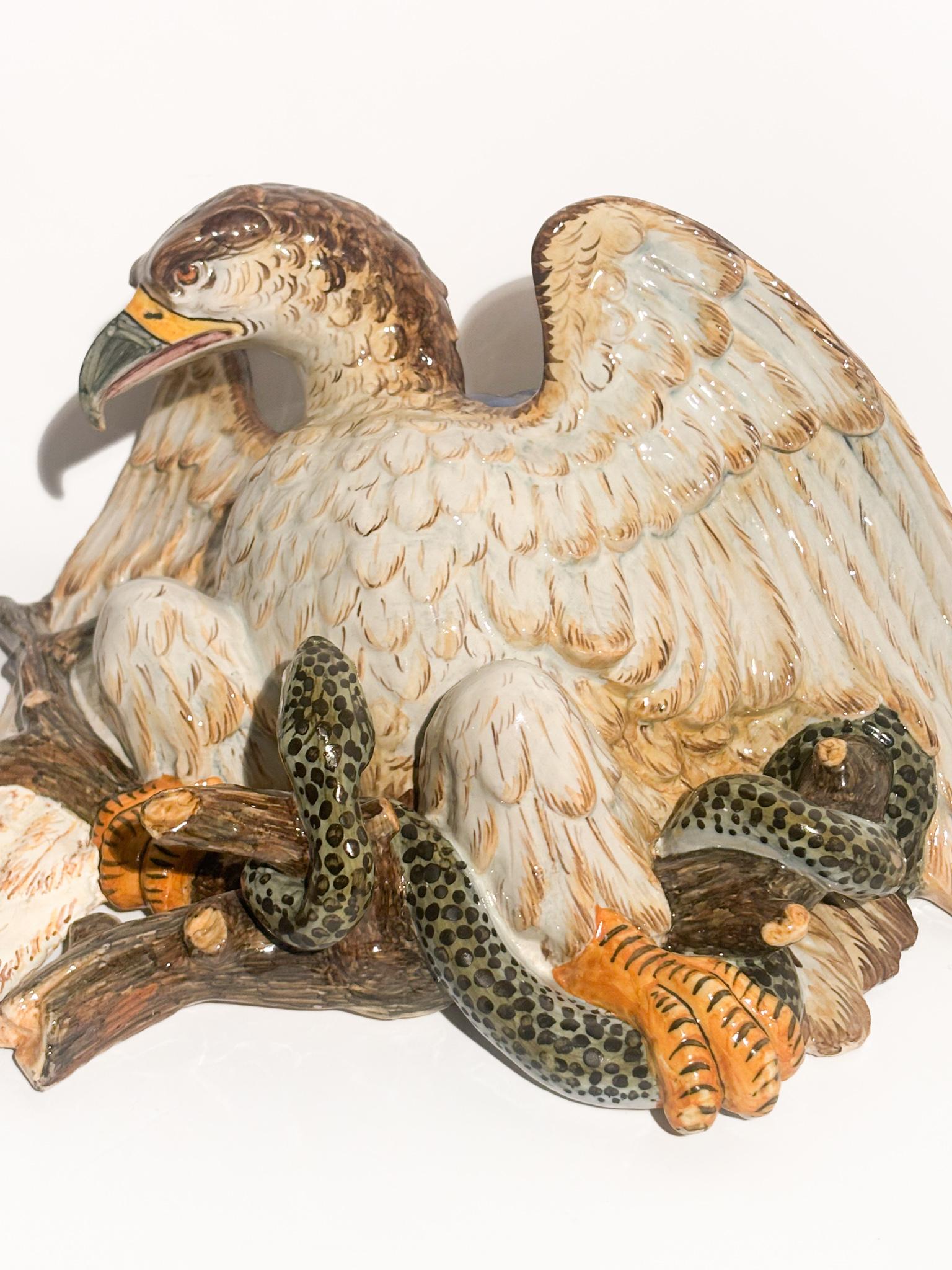 Mensola Portafiori da Parete in Ceramica di Ginori - Doccia a Forma di Aquila In condizioni discrete in vendita a Milano, MI