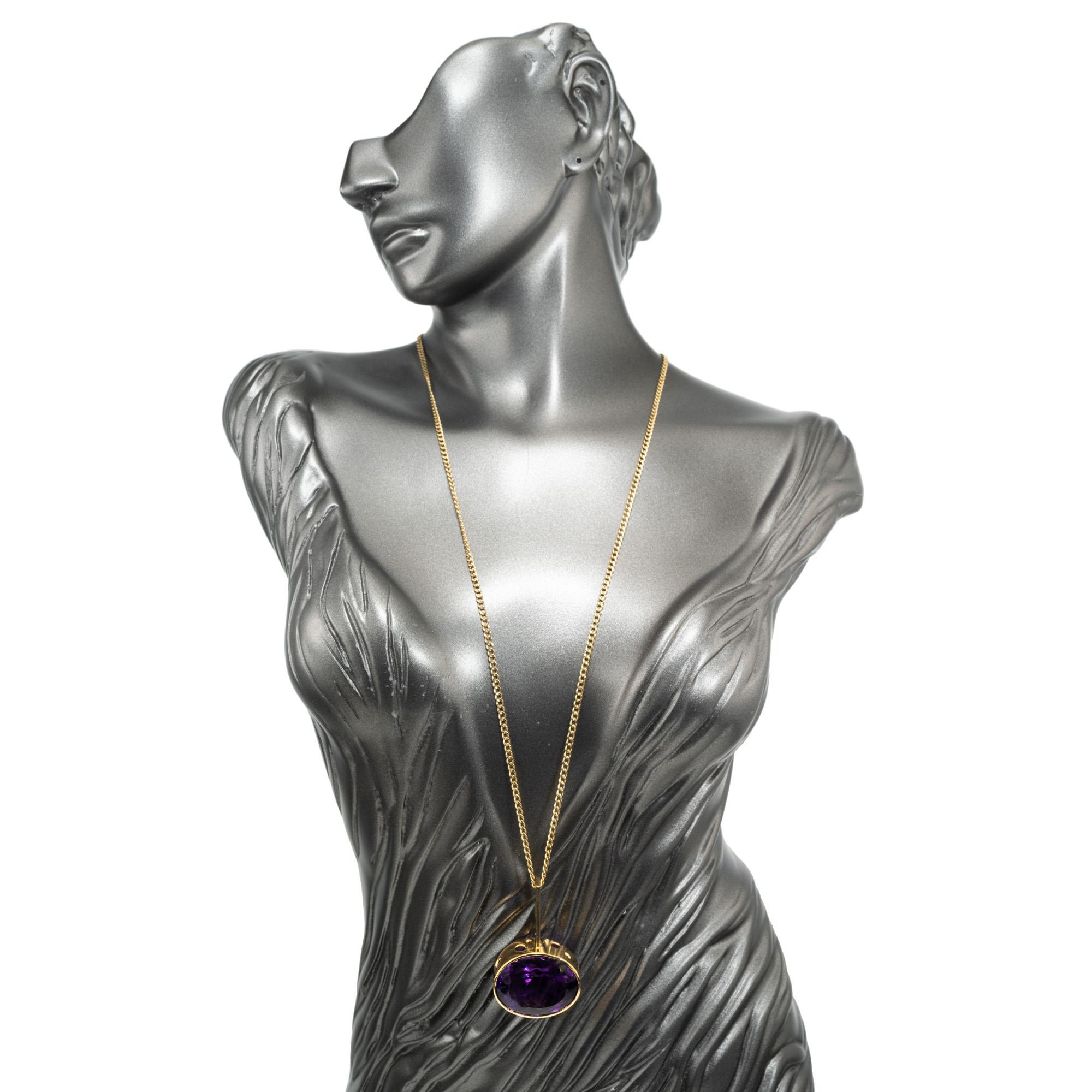 Mento 57.47 Carat Oval Amethyst Yellow Gold Pendant Necklace For Sale 2