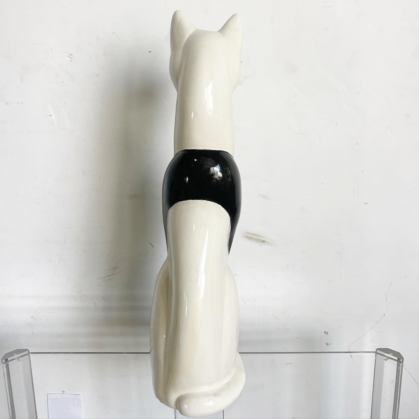 Meow Century Modern Hand Painted Ceramic Cat Sculpture In Good Condition For Sale In Delray Beach, FL