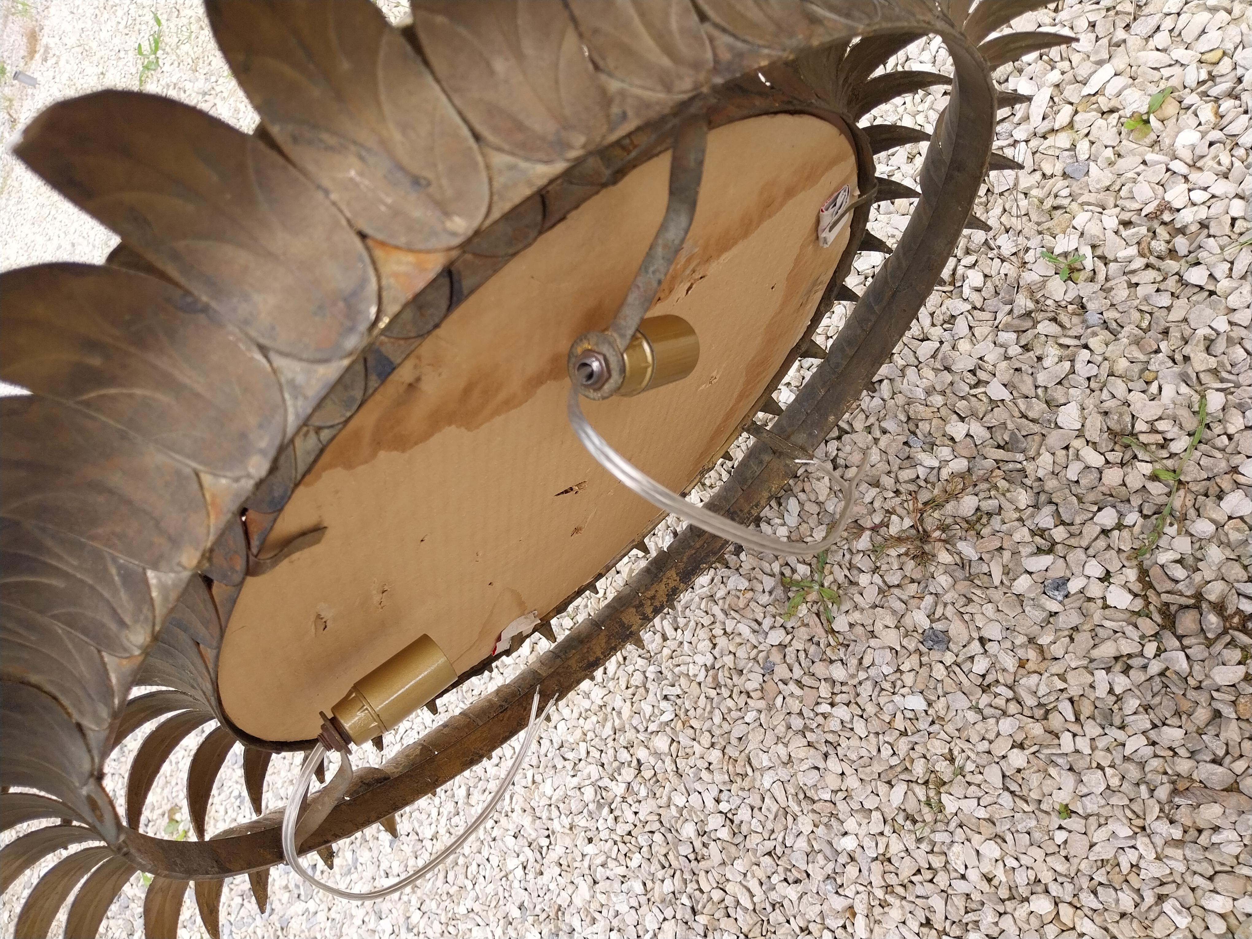 Meral sunburst mirror with wall-light In Good Condition For Sale In Zemst, BE