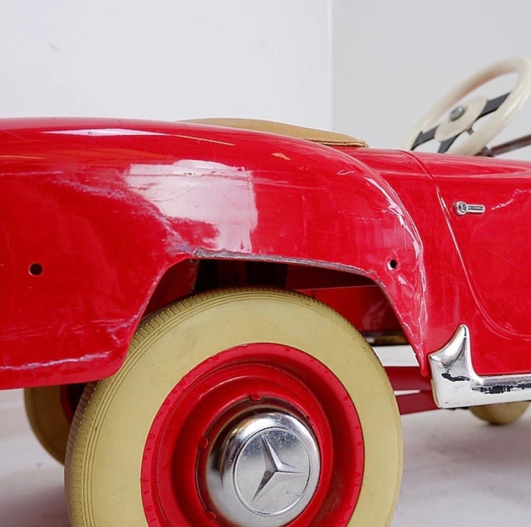 Voiture à Pédales Ancienne Style Mercedes 190 SL - Roue Folle (Freewheel) - Occasion - Pièce Rare