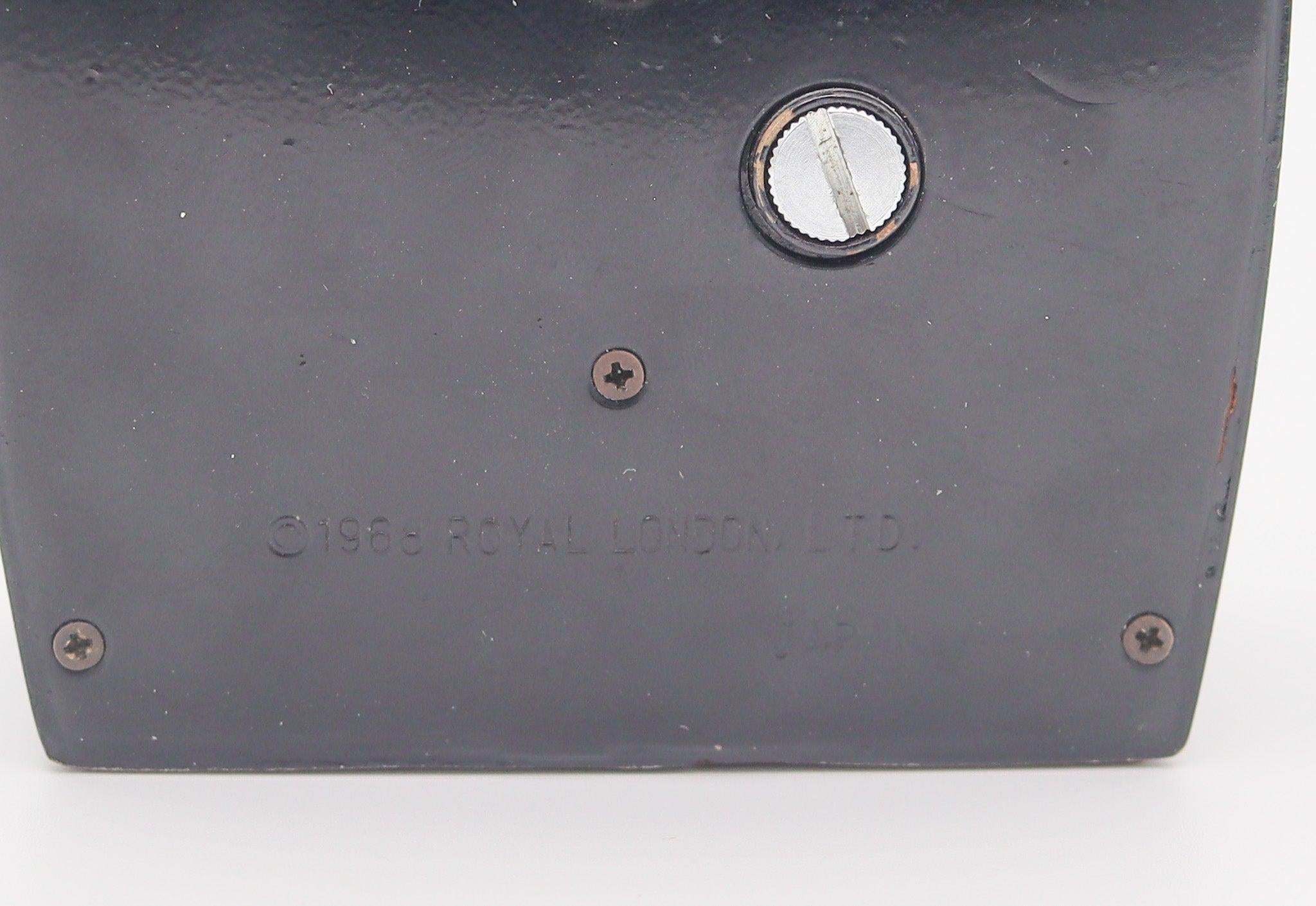 MERCEDES BENZ 1966 Royal London Auto Kühlergrill Schreibtisch Benzinfeuerzeug Lackiert im Angebot 3