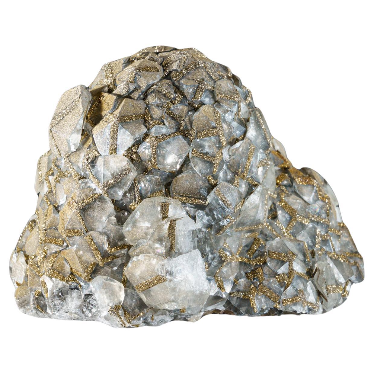 Mercedes Calcite mit Pyritkristall-Cluster aus China im Angebot