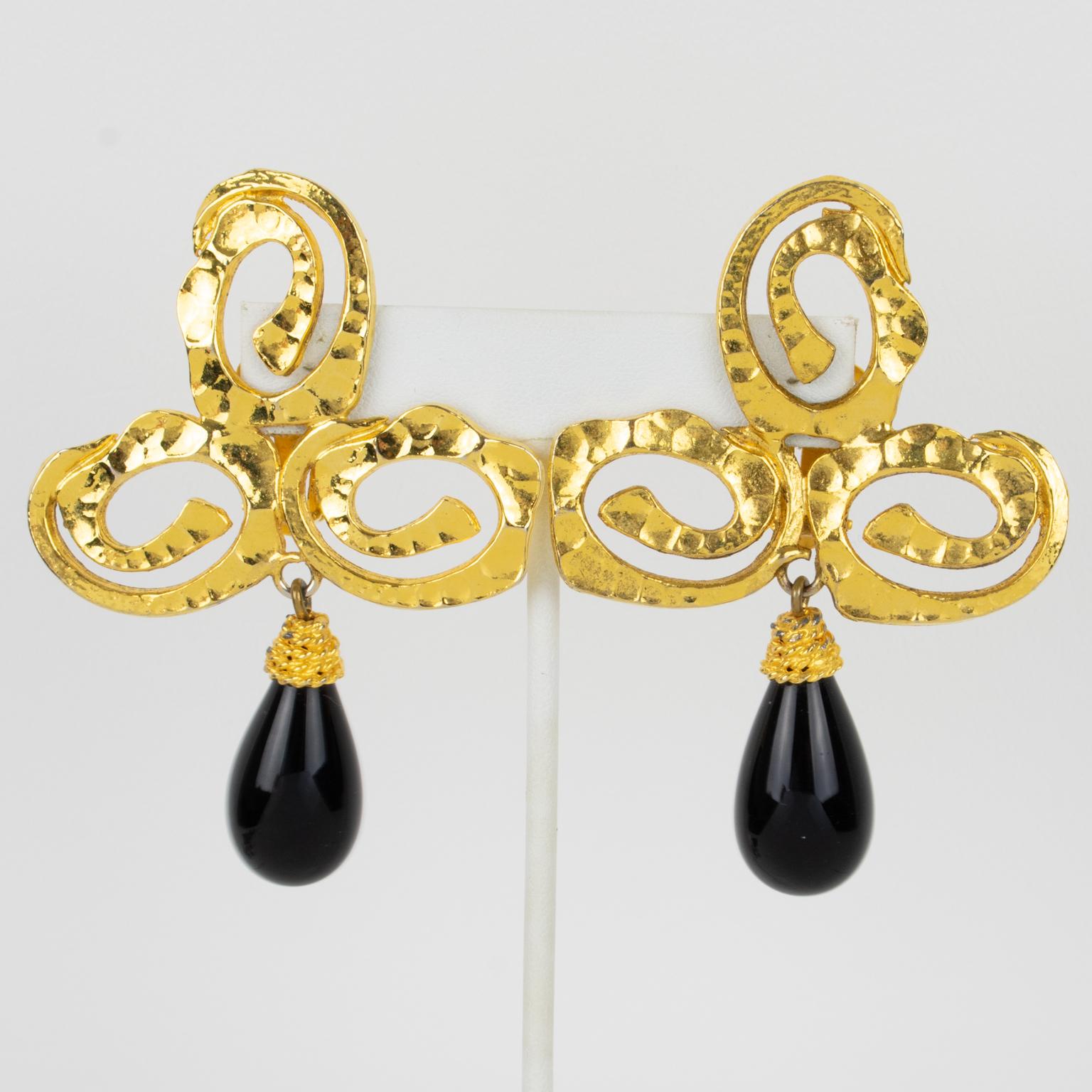 Mercedes Robirosa Dangle Earrings with Poured Glass Drop For Sale 2