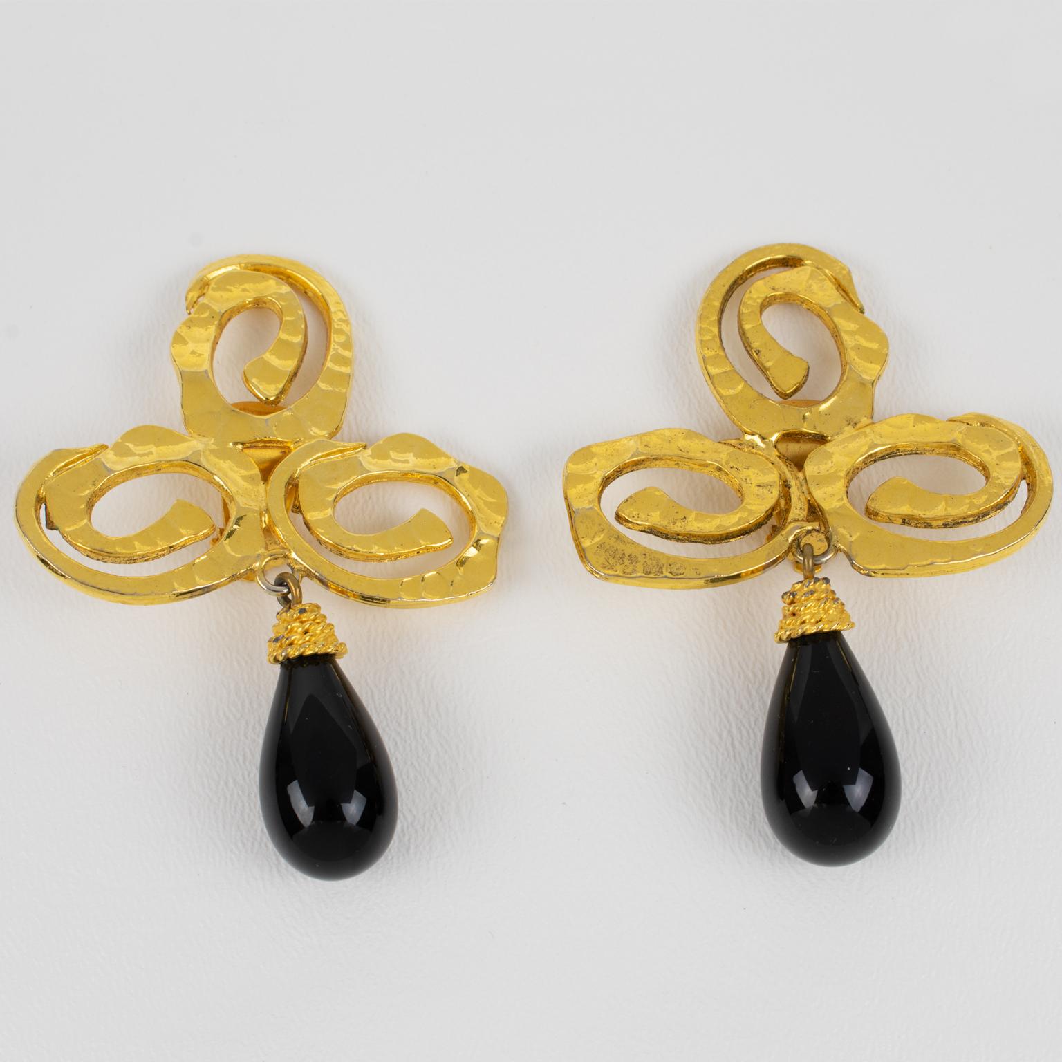 Mercedes Robirosa Dangle Earrings with Poured Glass Drop For Sale 3