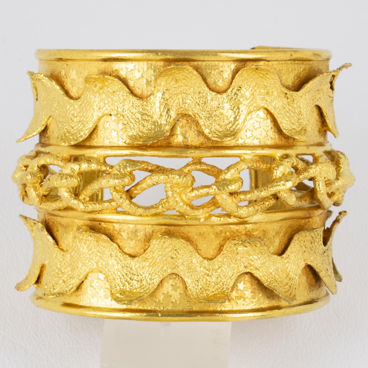 Mercedes Robirosa Gilded Cuff Bracelet with Carving For Sale 1