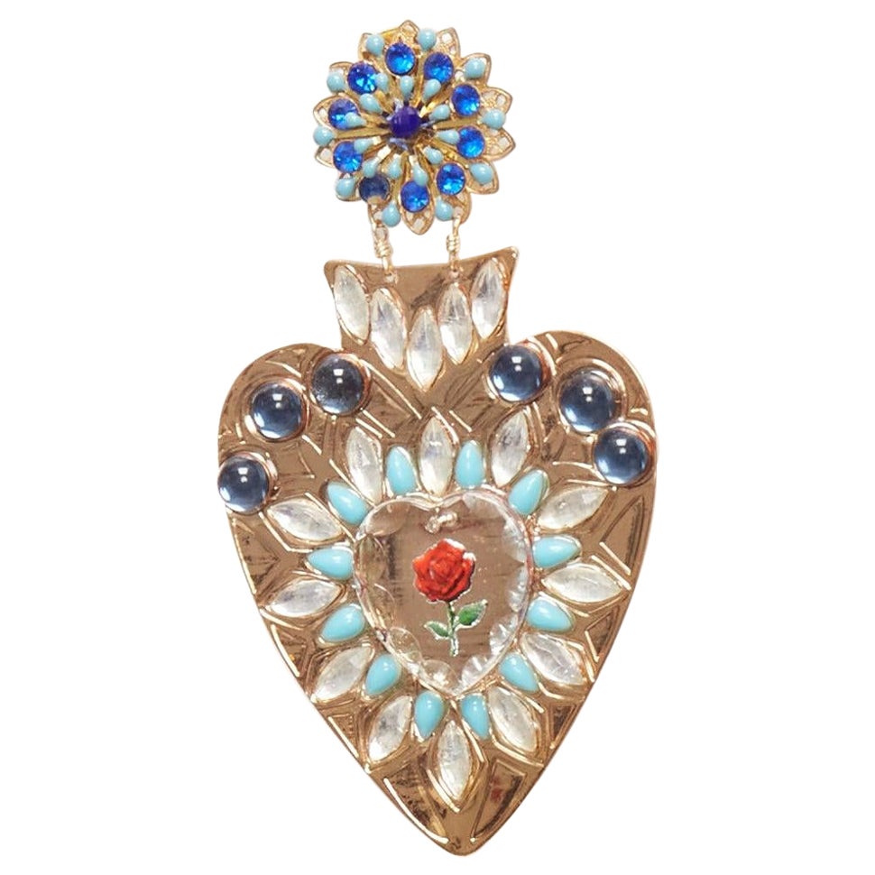 MERCEDES SALAZAR orecchini a clip in resina con cuore blu rosso e rosa in cristallo in vendita
