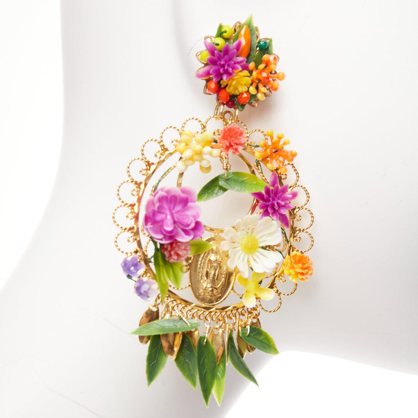 Women's MERCEDES SALAZAR multicolour plastic flower gold rosary clip on earrings For Sale
