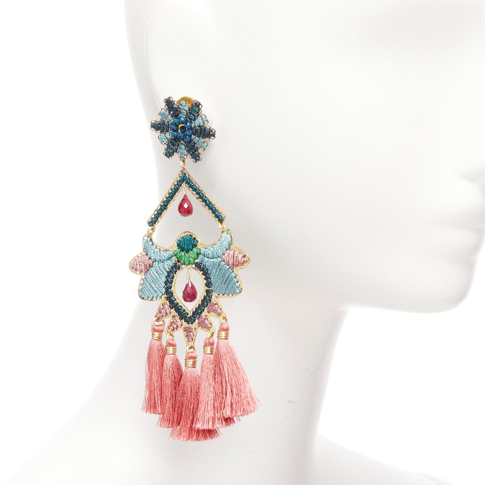 MERCEDES SALAZAR pink tassel green metallic applique clip on earrings Pair
Reference: AAWC/A01244
Brand: Mercedes Salazar
Material: Metal
Color: Pink, Green
Pattern: Solid
Closure: Clip On
Extra Details: Green and pink metallic