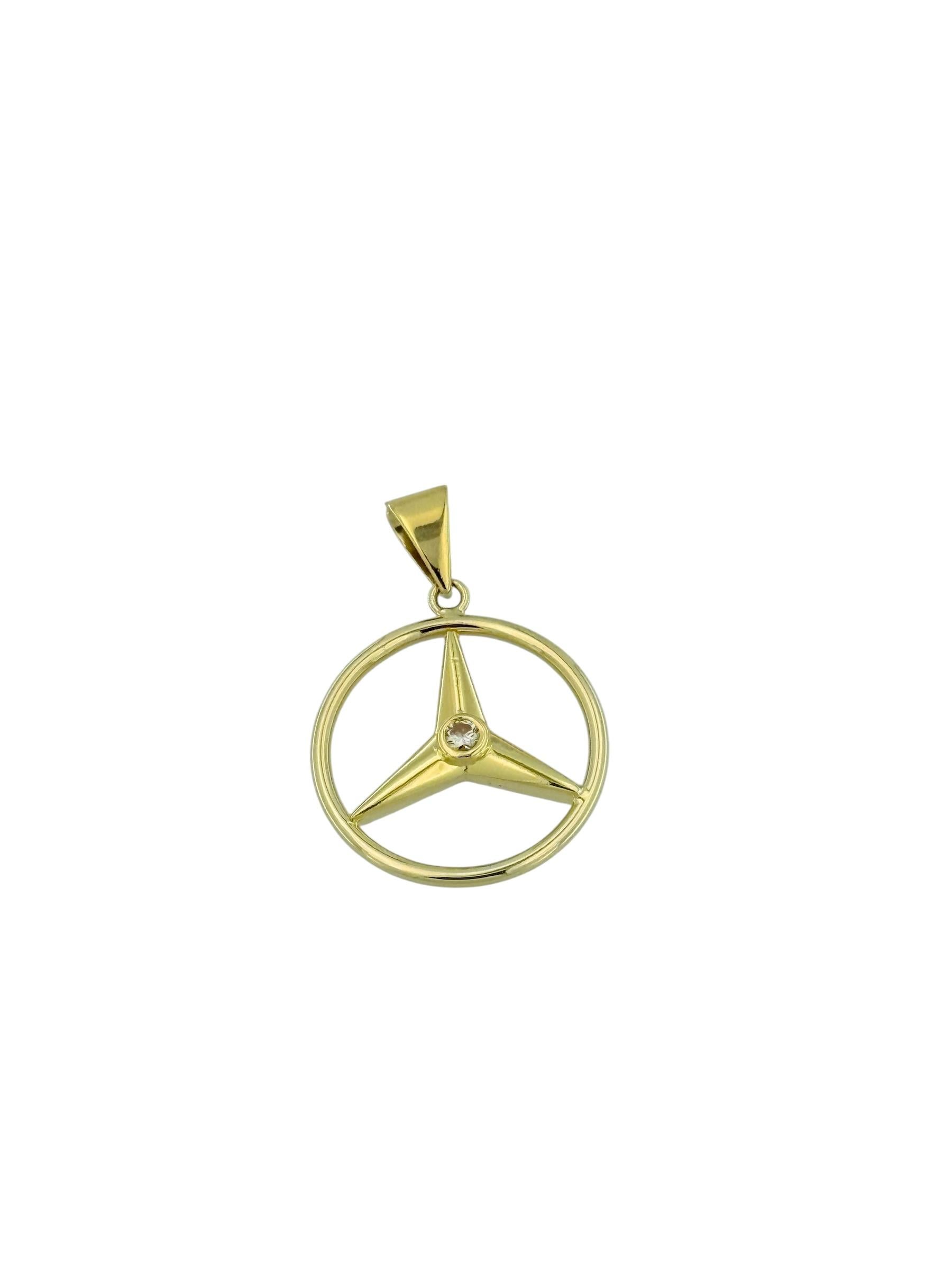 Taille brillant Pendentif en or jaune Mercedes avec diamant naturel en vente