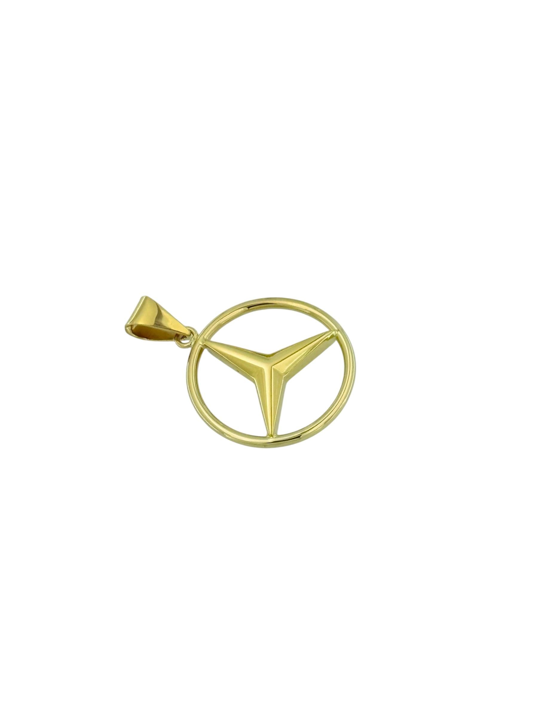 Pendentif en or jaune Mercedes avec diamant naturel Unisexe en vente