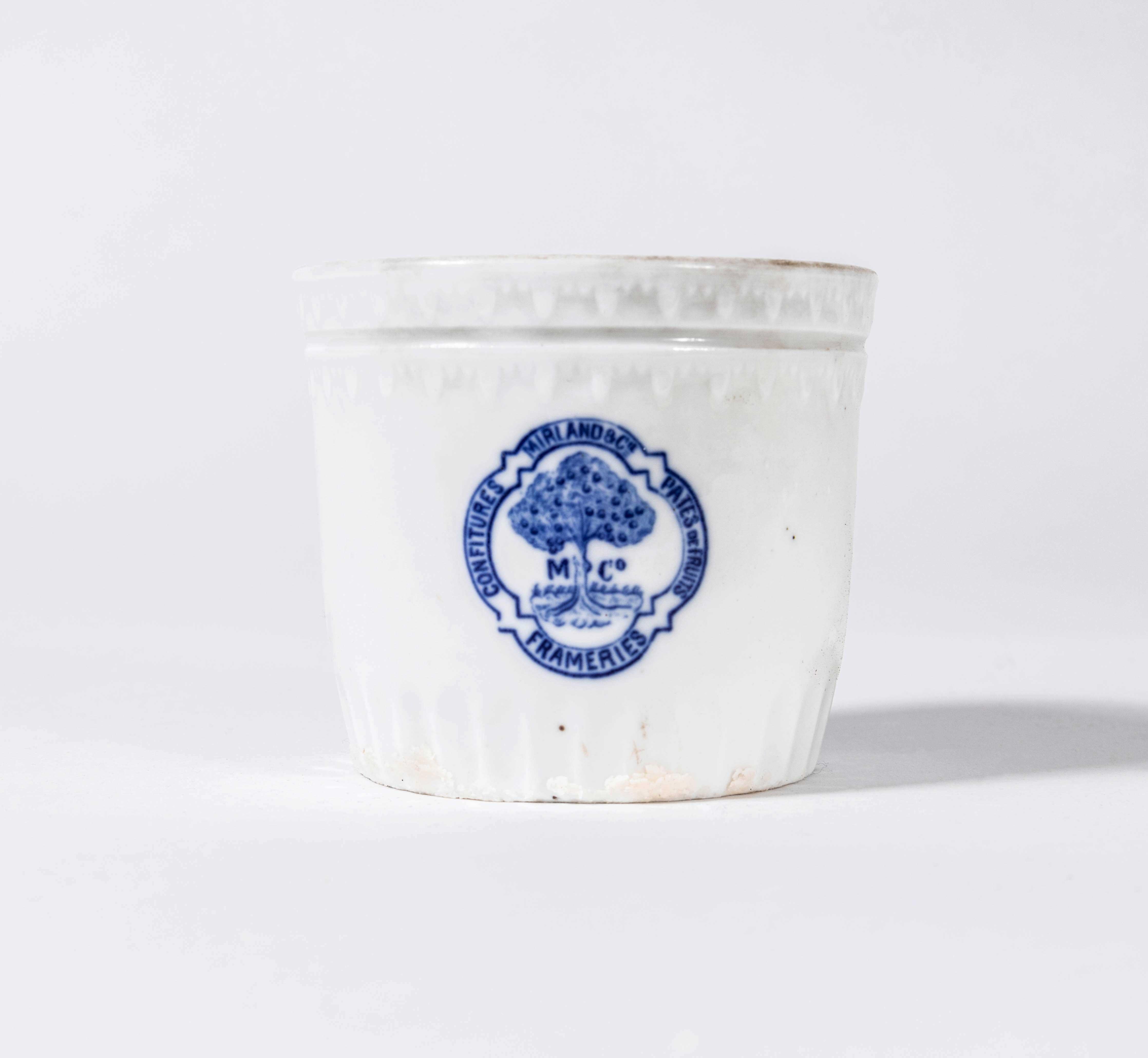 Ceramic Merchant & Found Scented Candle - Paradise Found For Sale