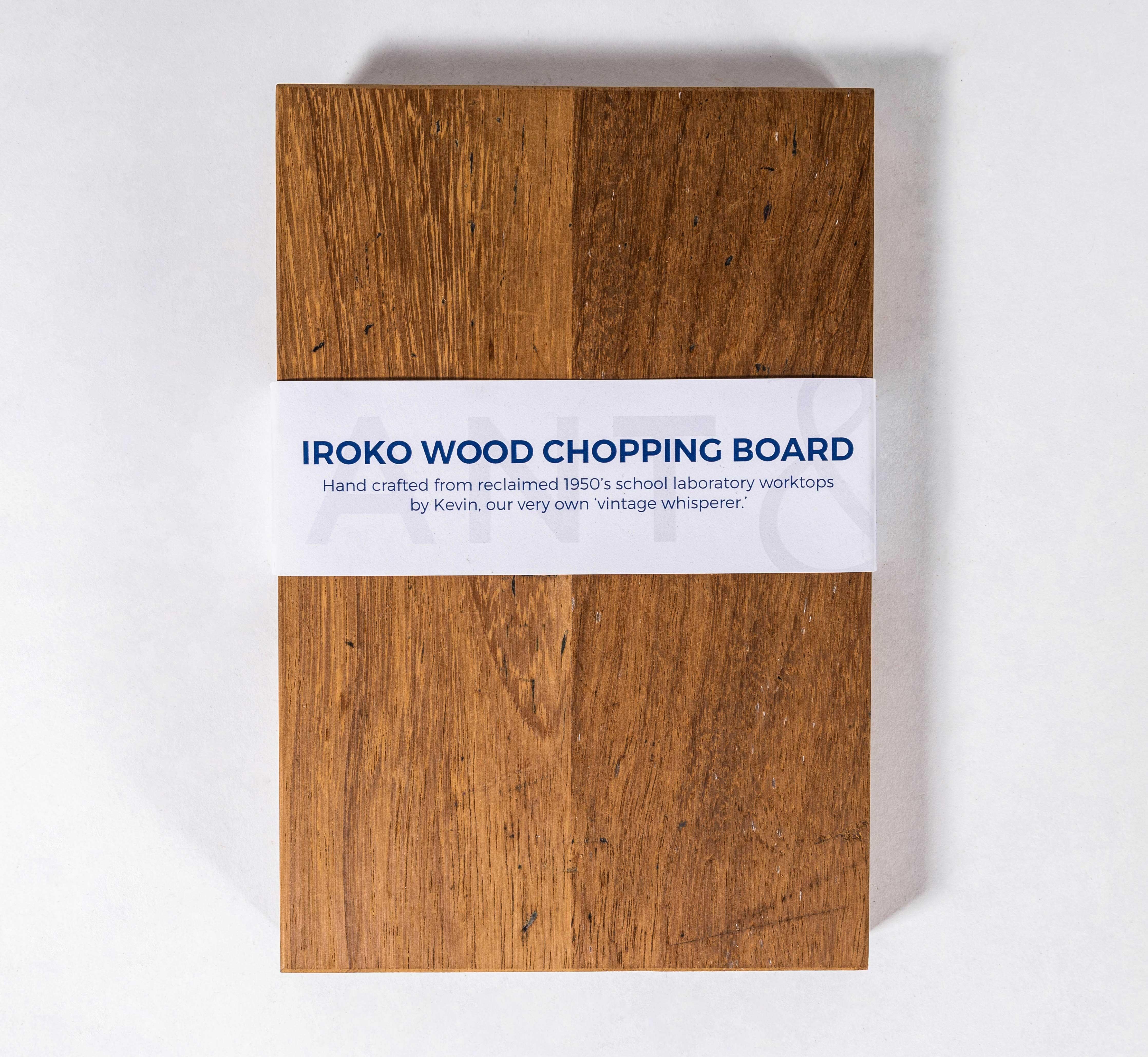 Merchant & Found Small Chopping Board In Good Condition For Sale In Hook, Hampshire