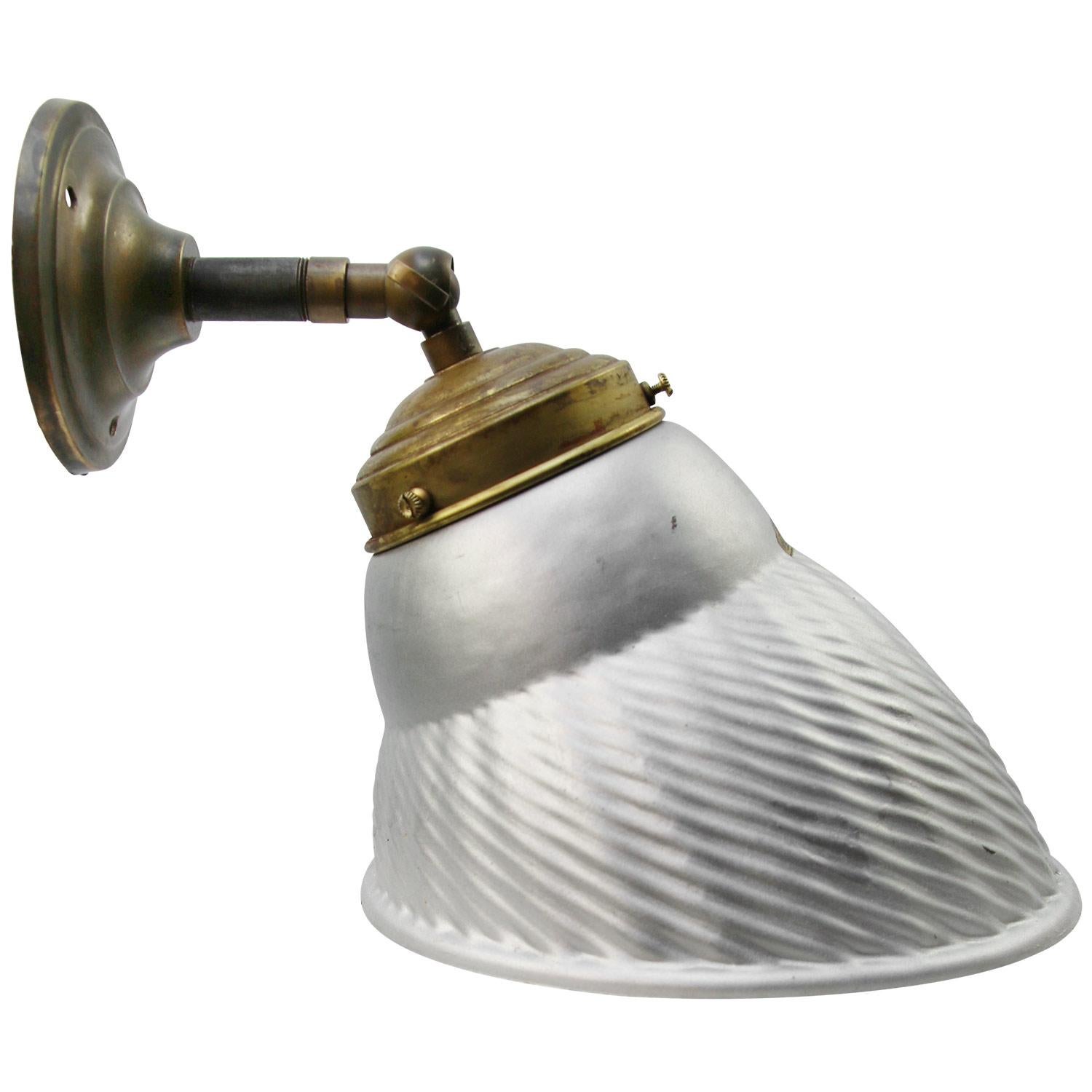 Mercury Glass Vintage Industrial Brass and Cast Iron Wall Scones Lamps In Good Condition In Amsterdam, NL