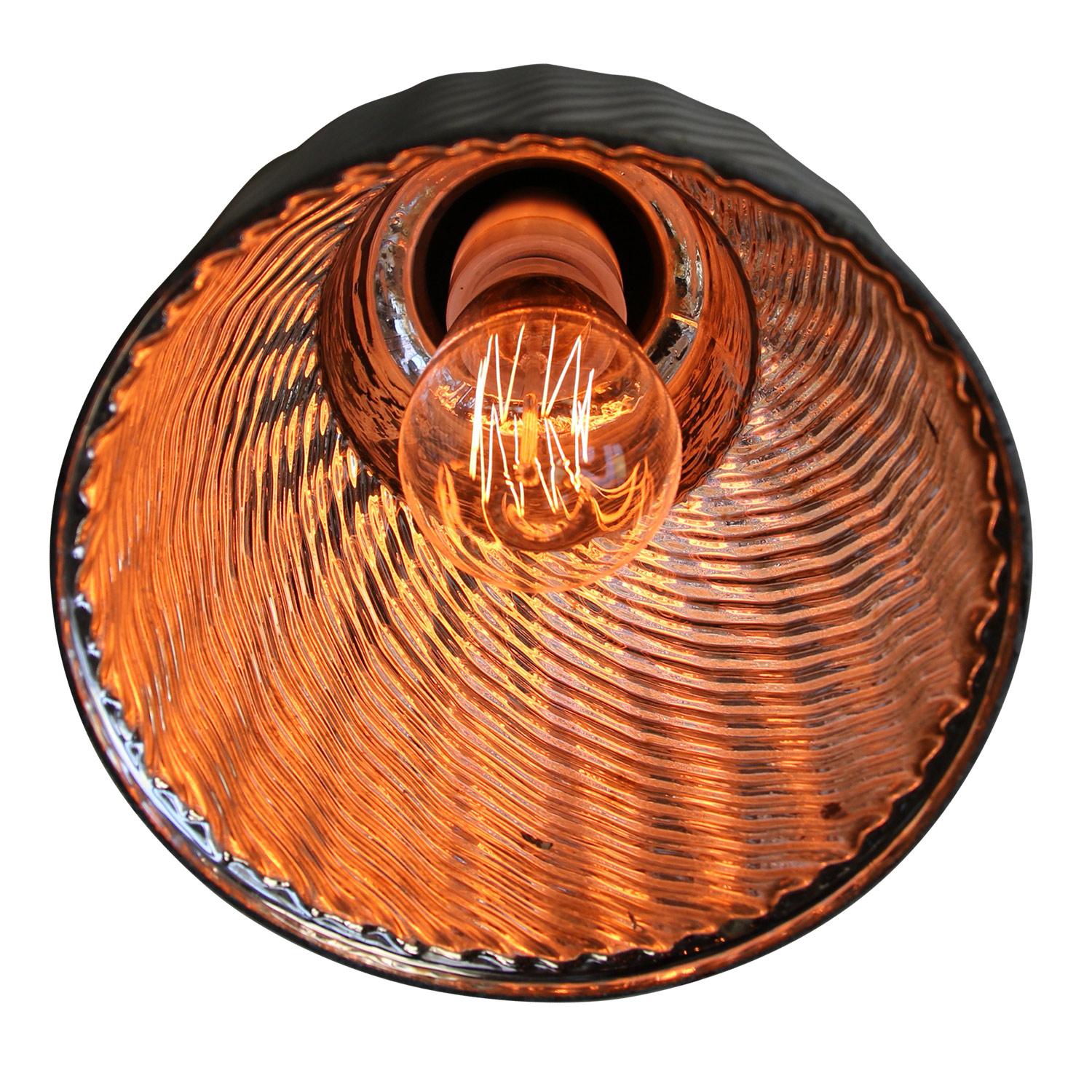 Mercury mirror glass pendant
Metal top
2 meter black cotton flex

Weight: 1.20 kg / 2.6 lb

Priced per individual item. All lamps have been made suitable by international standards for incandescent light bulbs, energy-efficient and LED bulbs.
