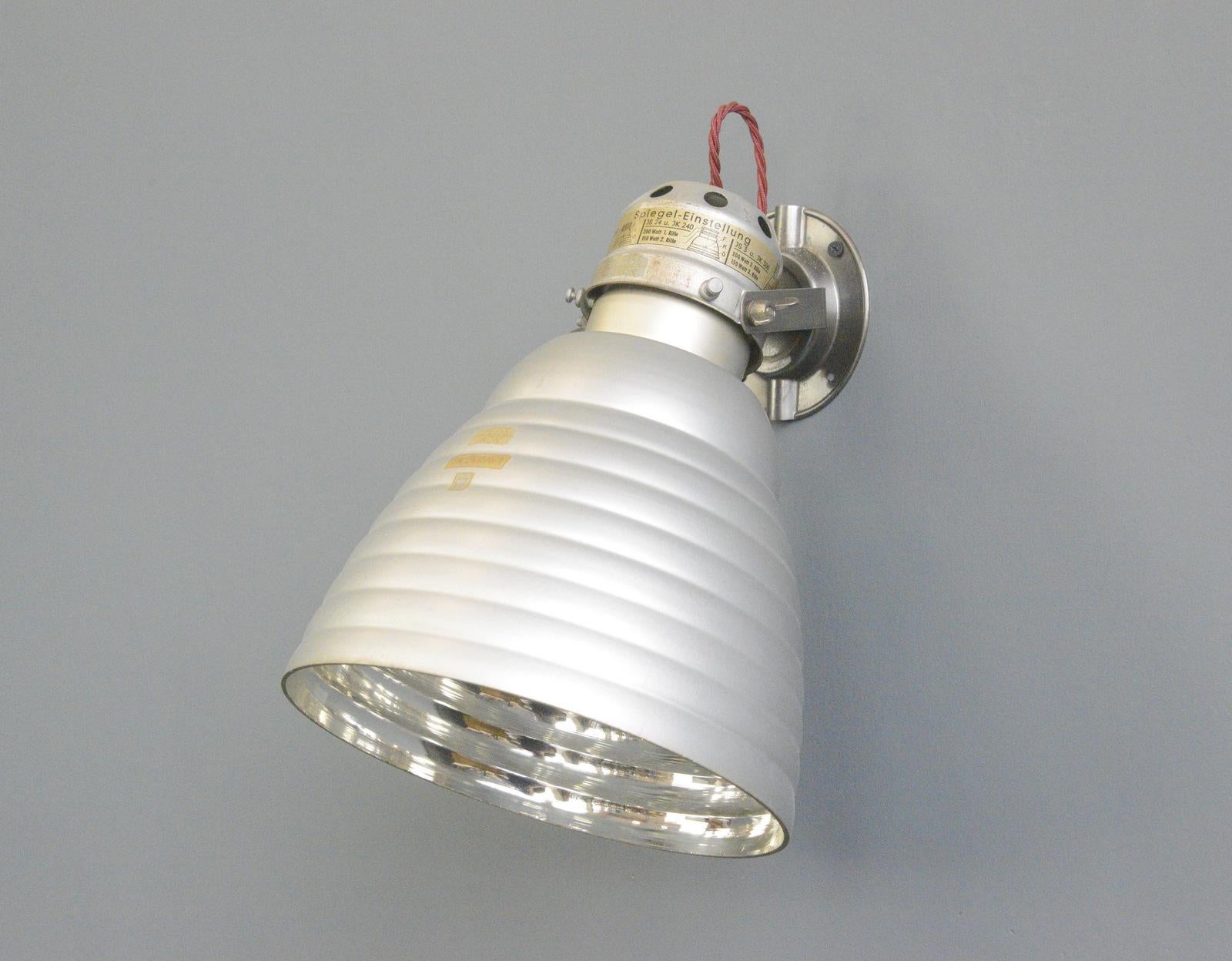 Mercury Glass Wall Lights by Zeiss Ikon, Circa 1930s For Sale 4