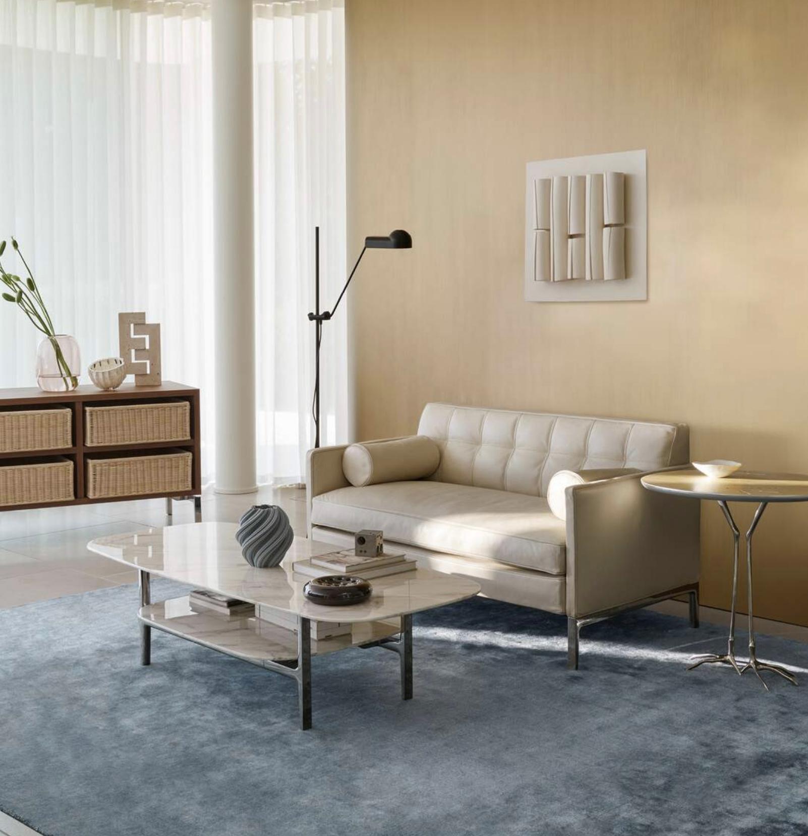 Meret Oppenheim Set di due tavolini Traccia per Cassina in vendita 6