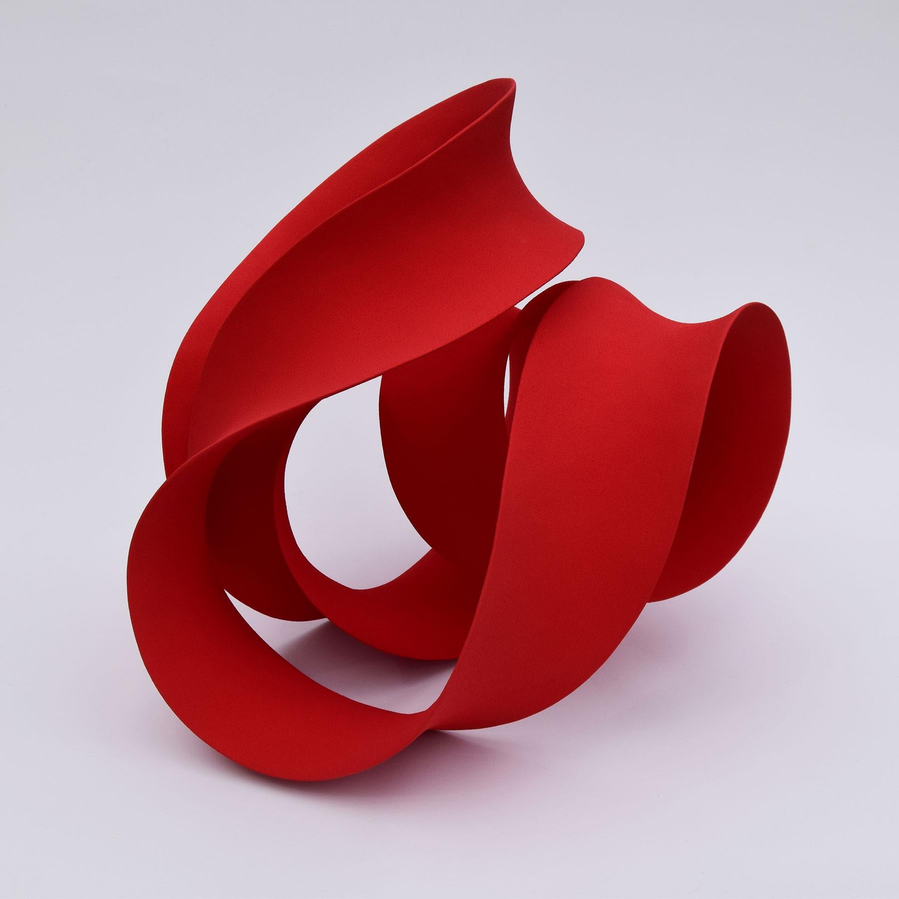 what aspects does merete rasmussen's twisted red form show