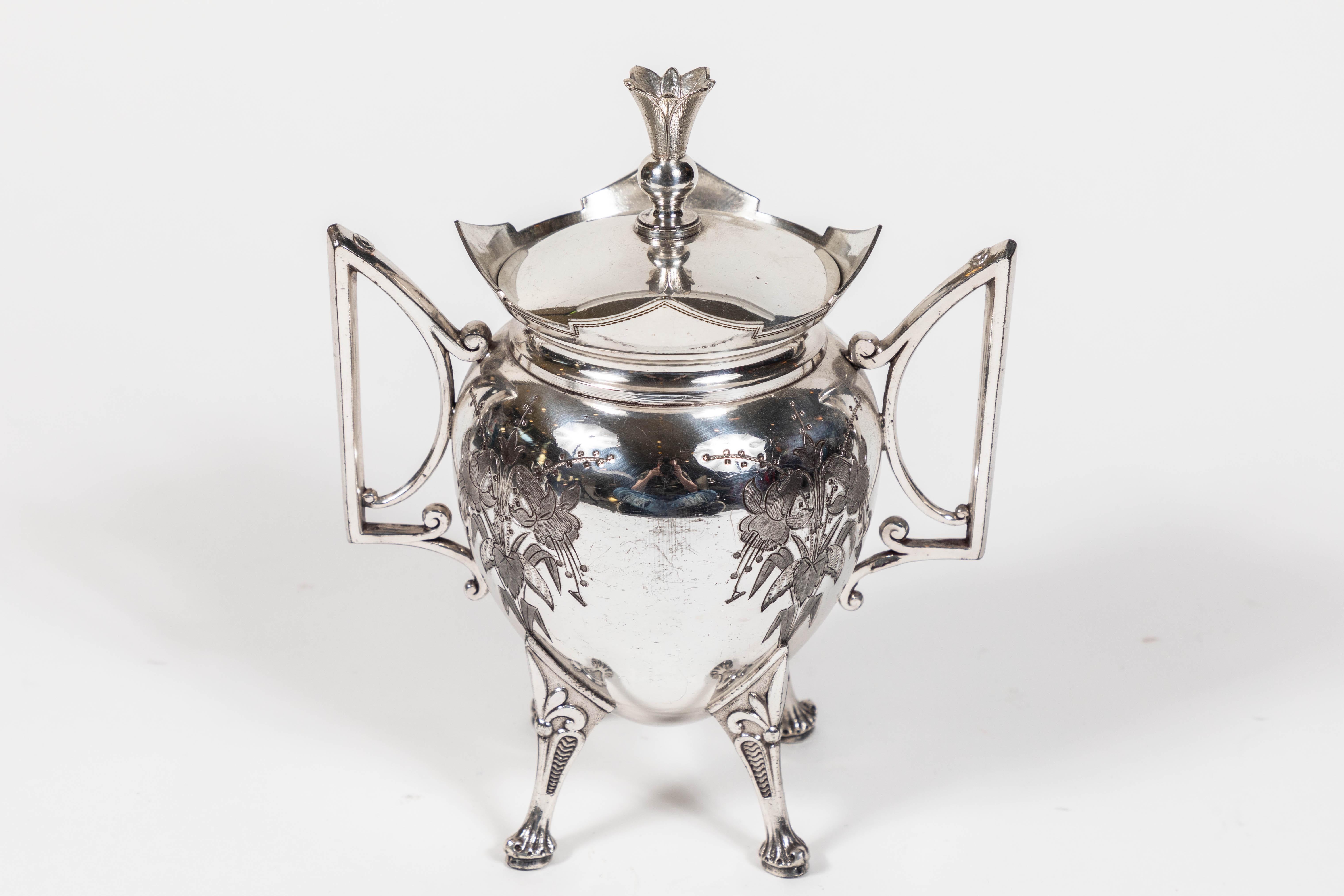 19th Century Meriden Britannia Company Victorian Silver Plate Coffee Set For Sale