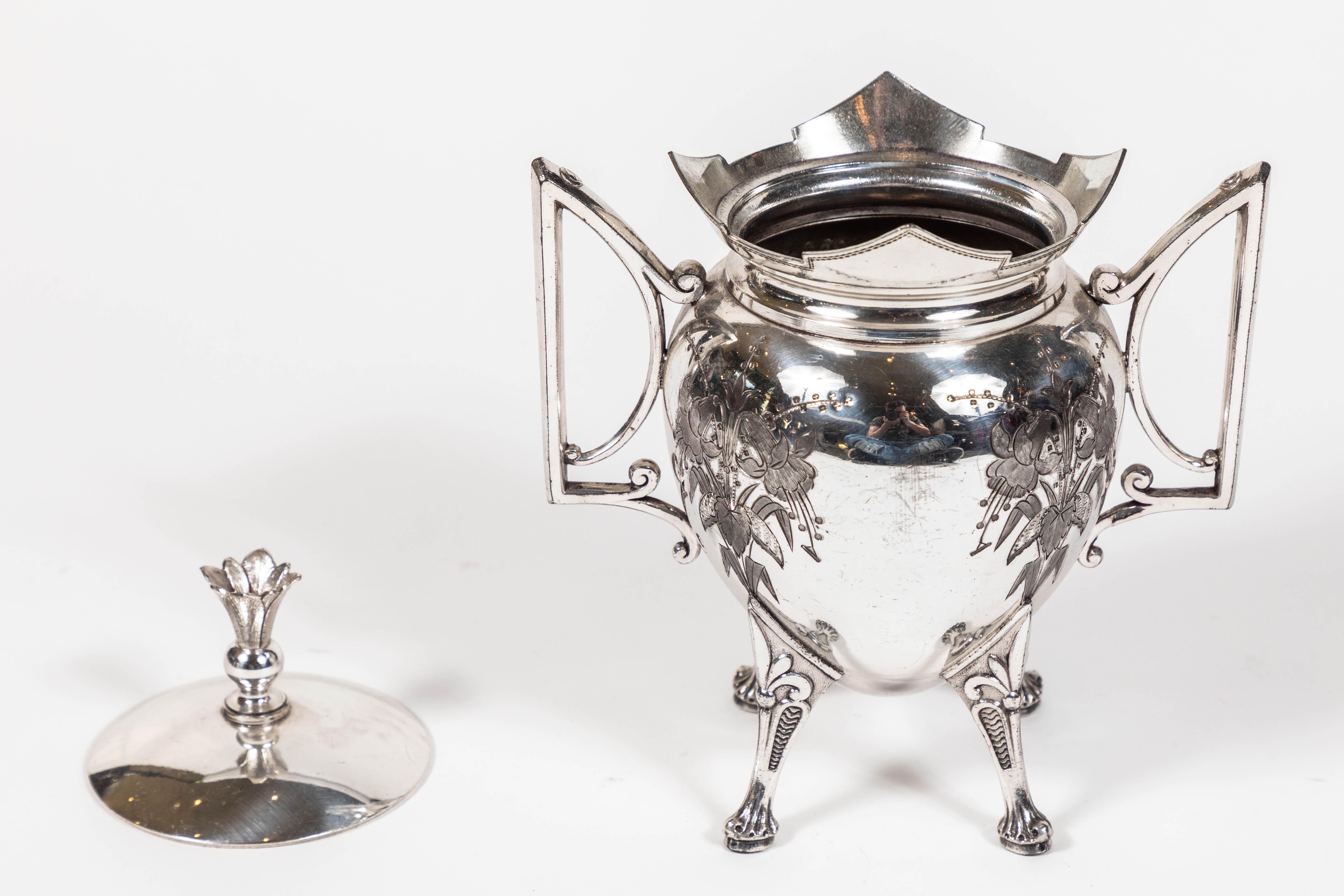 Meriden Britannia Company Victorian Silver Plate Coffee Set For Sale 1