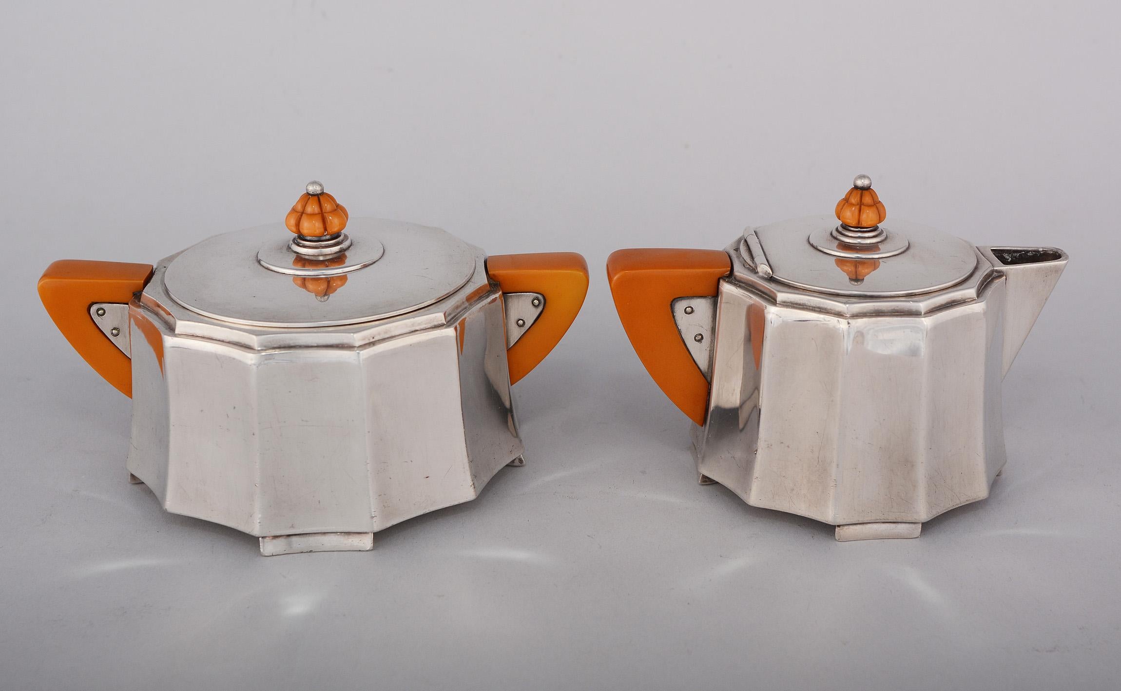Meriden Silver Plate Company Art Deco Tea Set 4