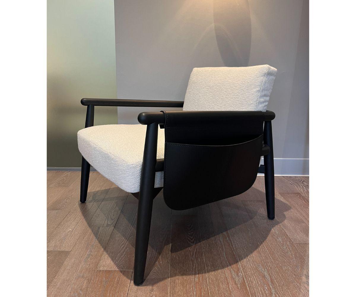 Modern Meridiani Teresa Armchair with Black Oak Frame and Leather Details For Sale