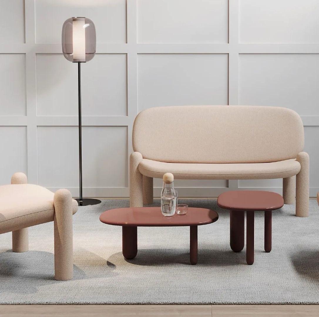 La Lámpara de pie Meridiano - Mediana consigue un equilibrio perfecto entre funcionalidad y diseño estético. Su forma elegante y fluida, combinada con materiales de alta calidad y una iluminación suave, la convierten en una opción excelente para