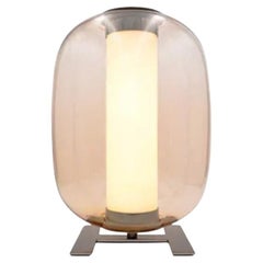Meridiano Medium Tischlampe mit hellrosa Glasschirm von FontanaArte