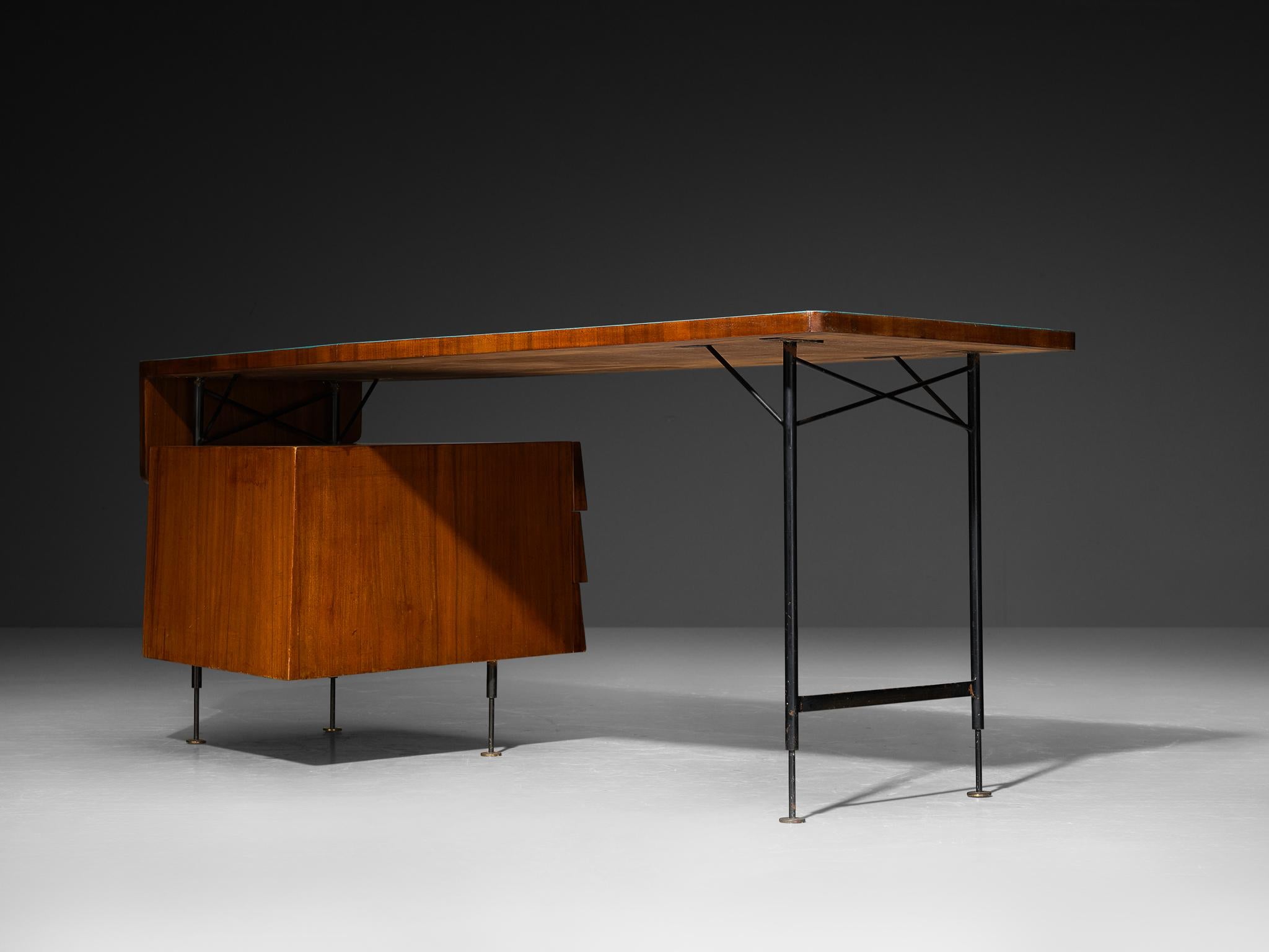 Merighi & Dall'Olmo Italienischer Schreibtisch aus Teakholz, Eisen und türkisblauer Platte 1950er Jahre im Angebot 3