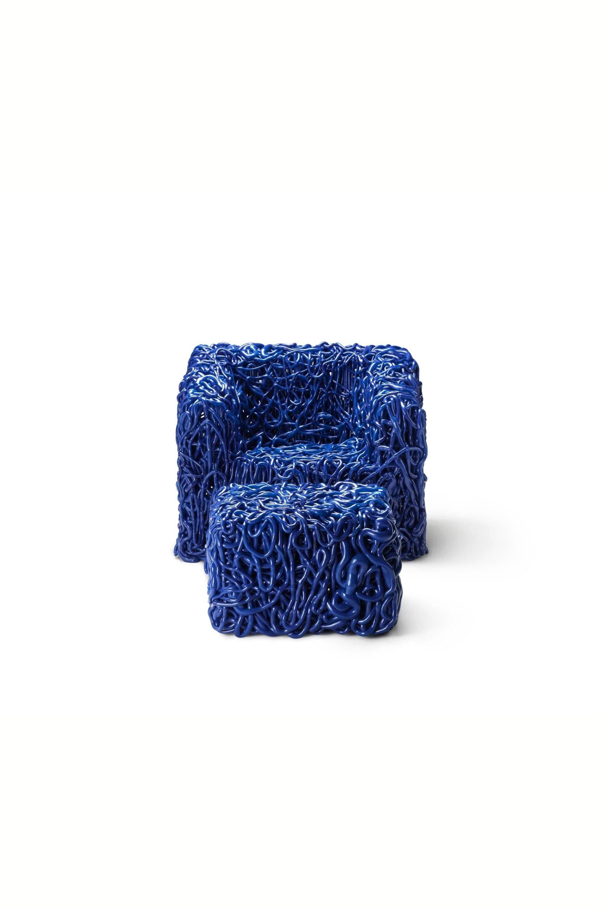 Chaise Meritalia Senzafine, Senza Blue by Gaetano Pesce en vente 4