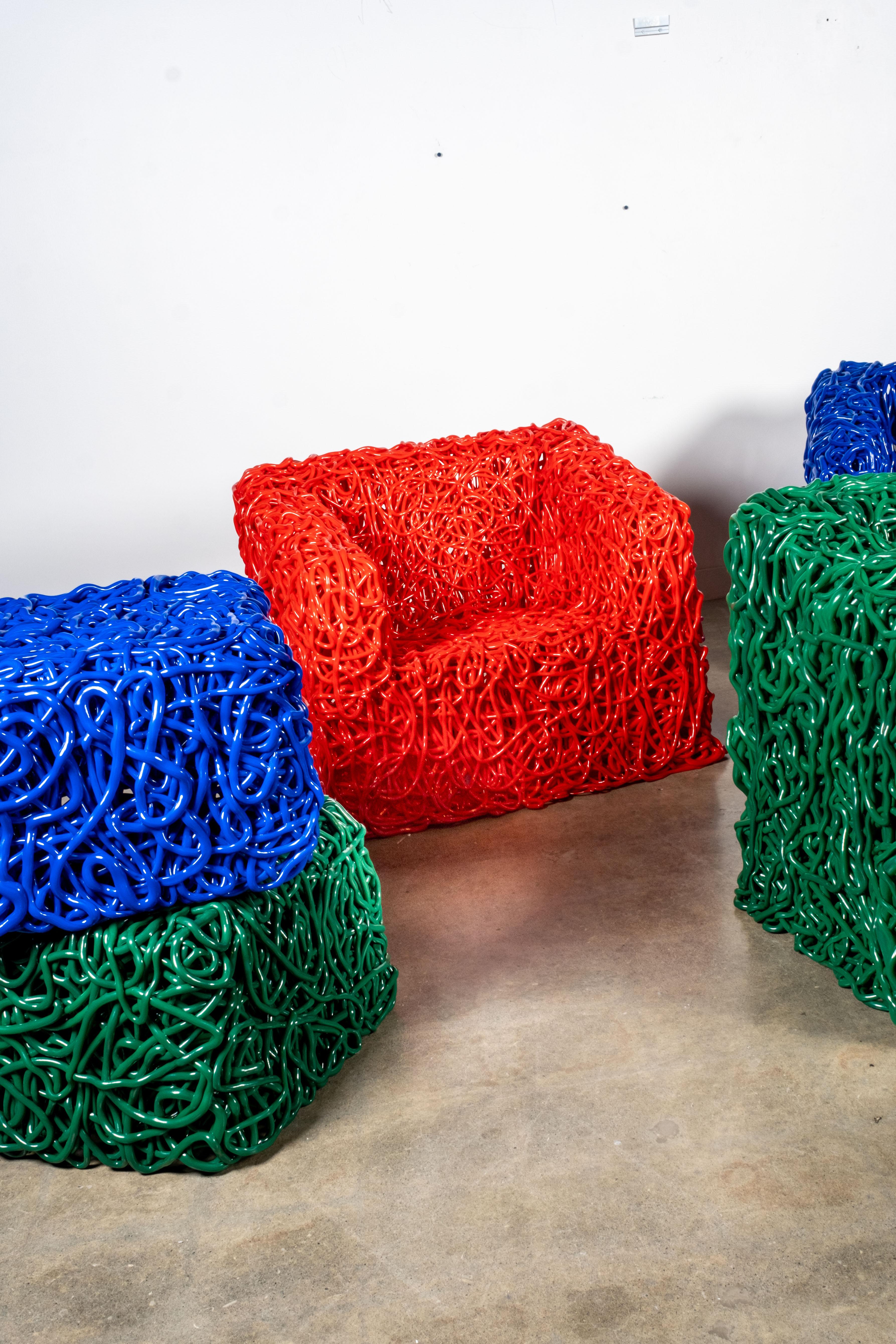 Meritalia Senzafine Hocker, blau von Gaetano Pesce im Angebot 3