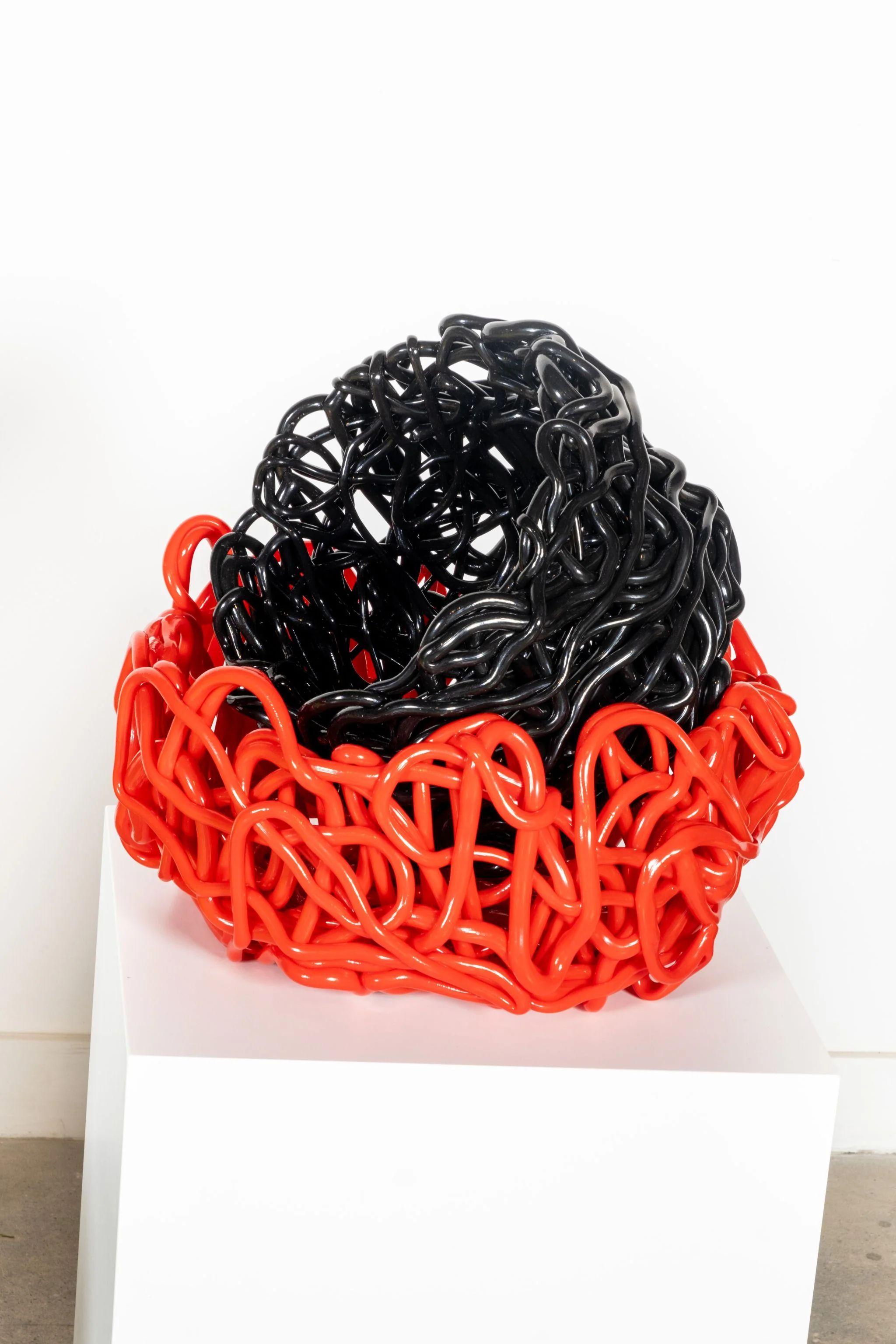 Meritalia SENZAFINE Runder Korb, Medium / Schwarz von Gaetano Pesce (Postmoderne) im Angebot