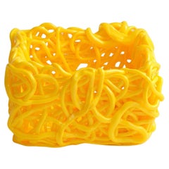 Meritalia SENZAFINE Cesto Quadrato, Grande / Giallo di Gaetano Pesce