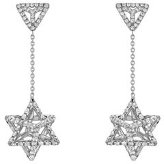 Merkaba - Orecchini a goccia di diamanti in platino con design 3D a stella di David - I. Hill