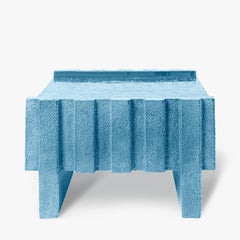 Table basse en céramique bleu clair « Merlate » de Patricia Urquiola