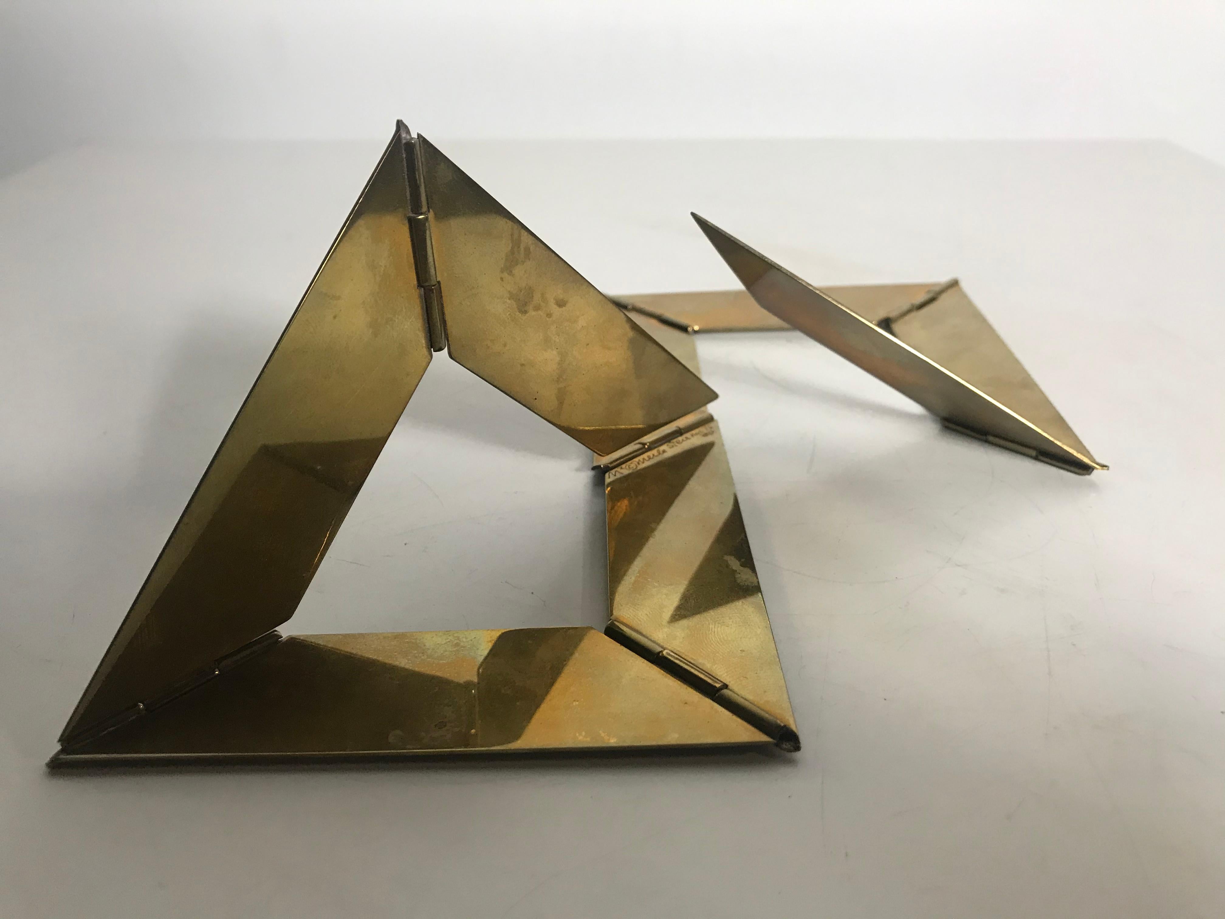 Merle Steir circa 1976 Modernist Brass Hinged Multi-Position Table Sculpture For Sale 1