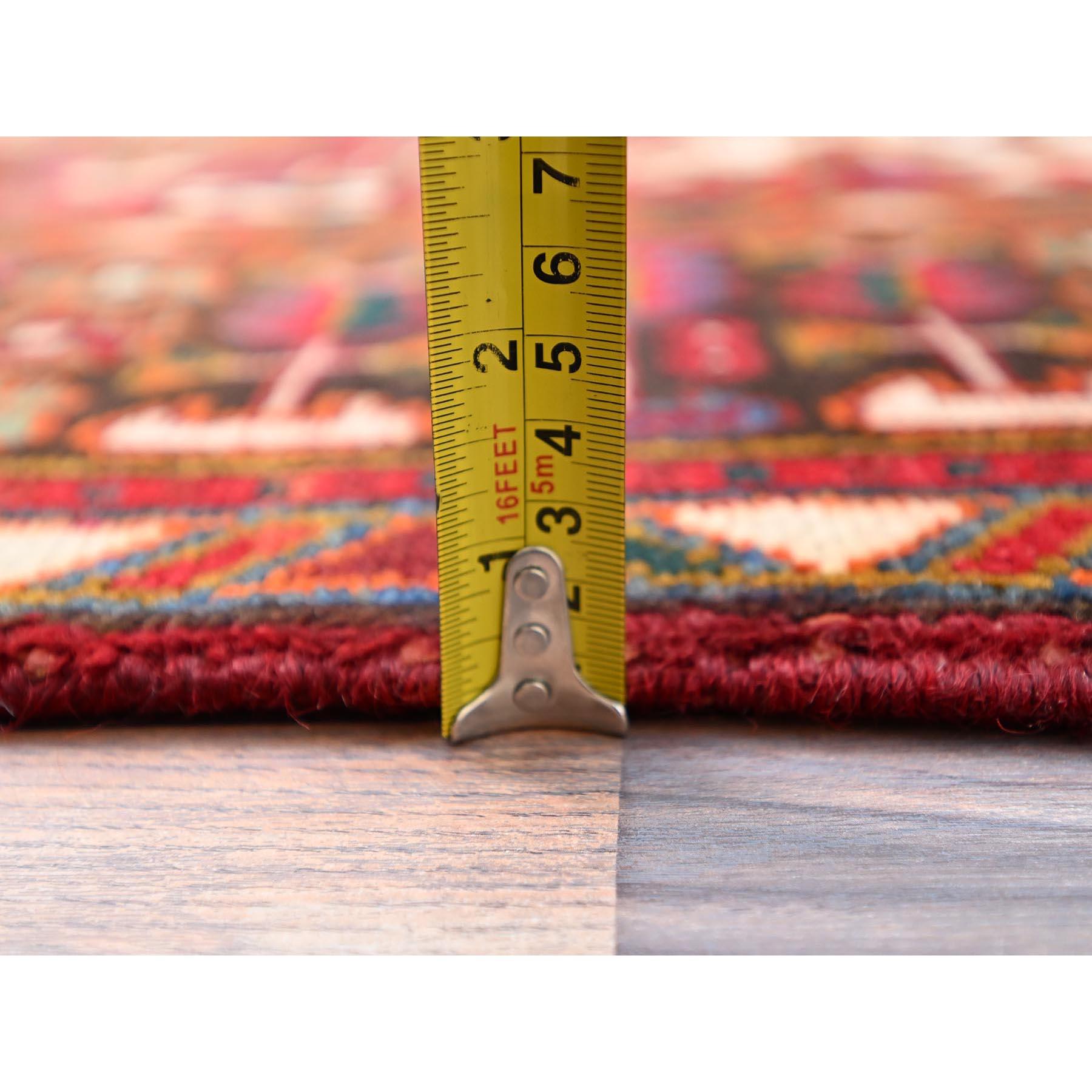 Merlot Red Rustic Look Evenly Worn Wool Hand Knots Rugs Vintage Persian Heriz in vendita 3