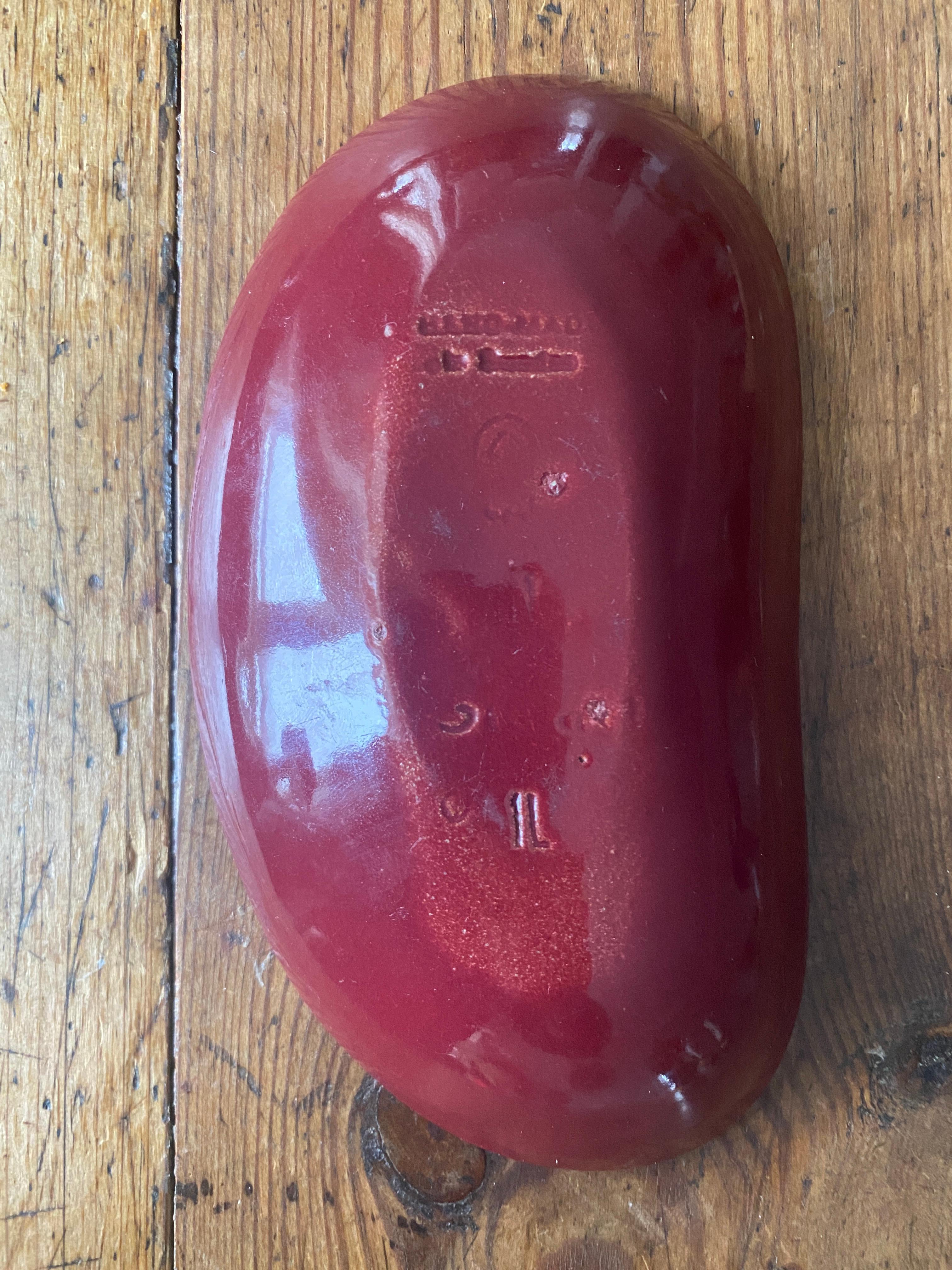 Merlot Red Stoneware Organic Shaped Bowl by Andersson & Johansson, Höganäs For Sale 3