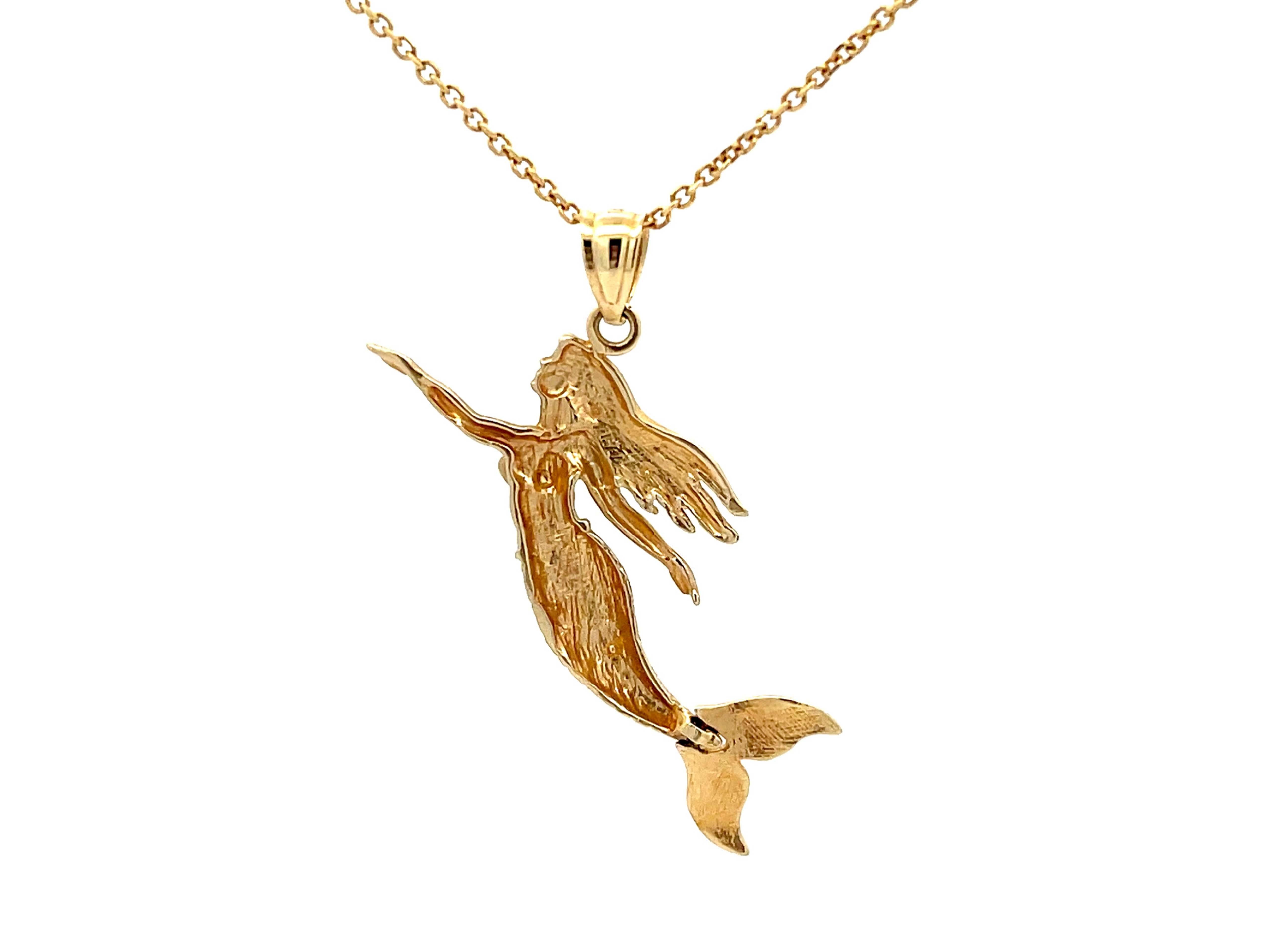 Mermaid Necklace in 14k Yellow Gold In Excellent Condition In Honolulu, HI