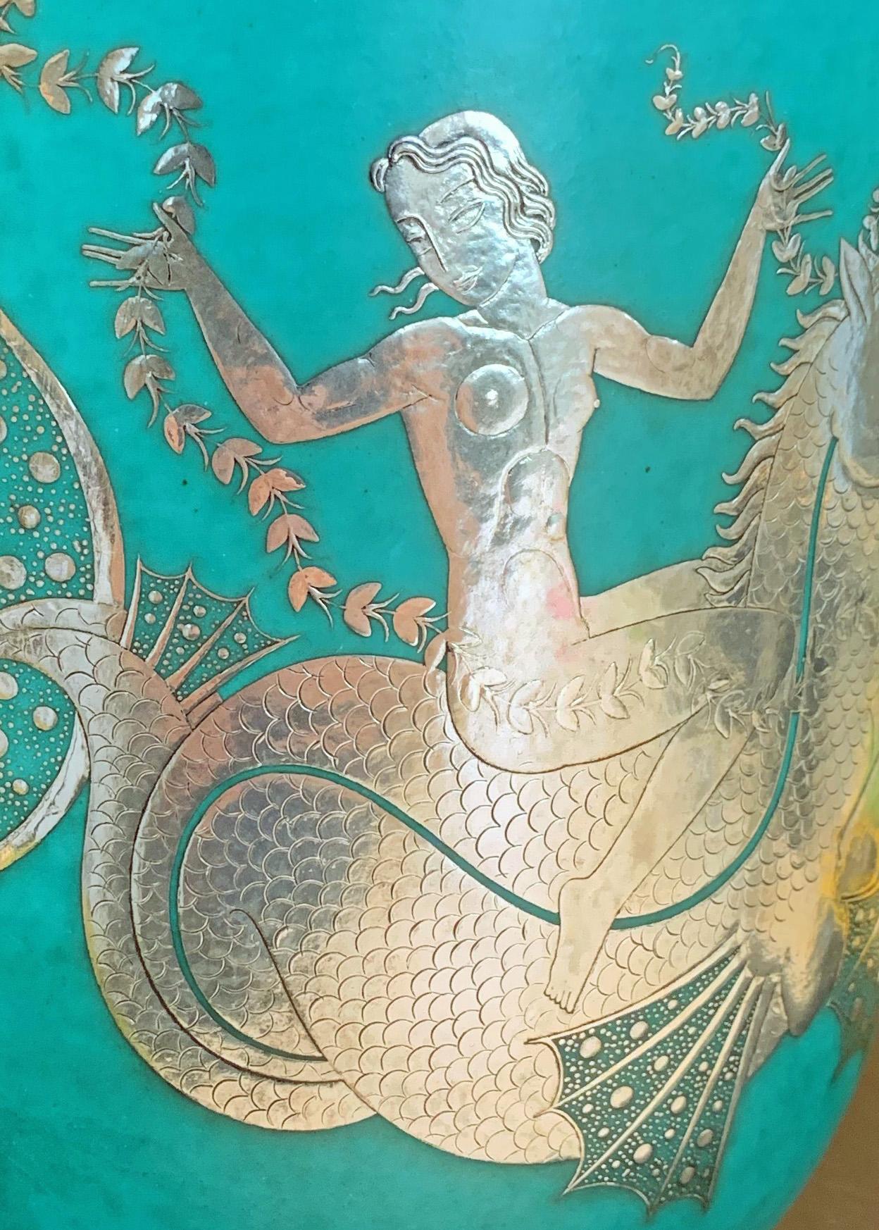 Art déco « Mermaid Riding Hippocampus », grande jarre couverte d'argent unique de Gustavsberg en vente